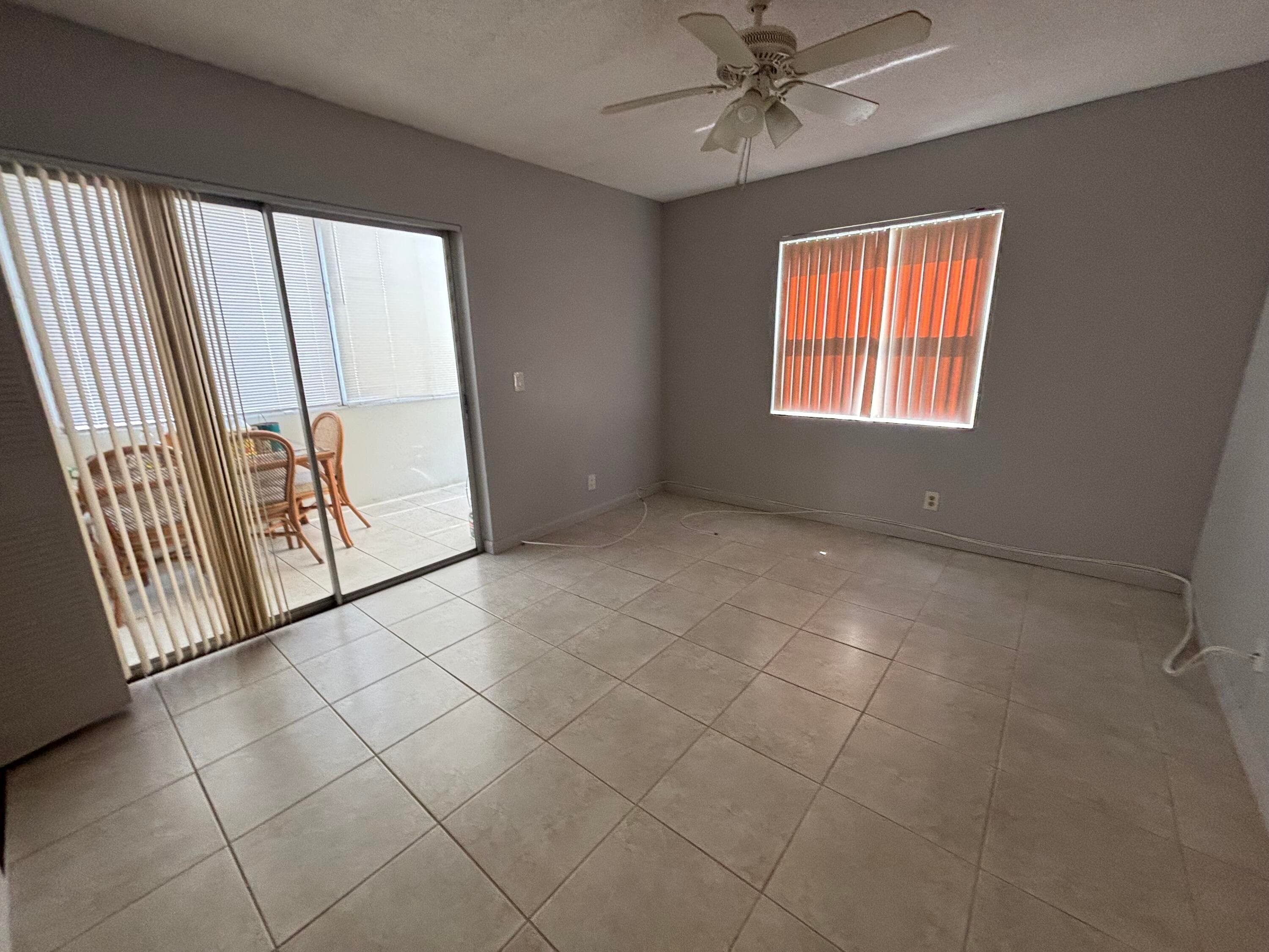 341 Piedmont H, Delray Beach, FL 33484 — photo 10 of 31