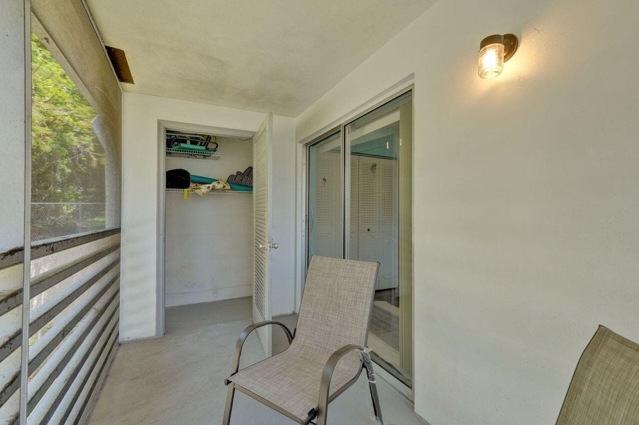 3120 Cynthia Lane 207, Lake Worth Beach, FL 33461 — photo 13 of 34
