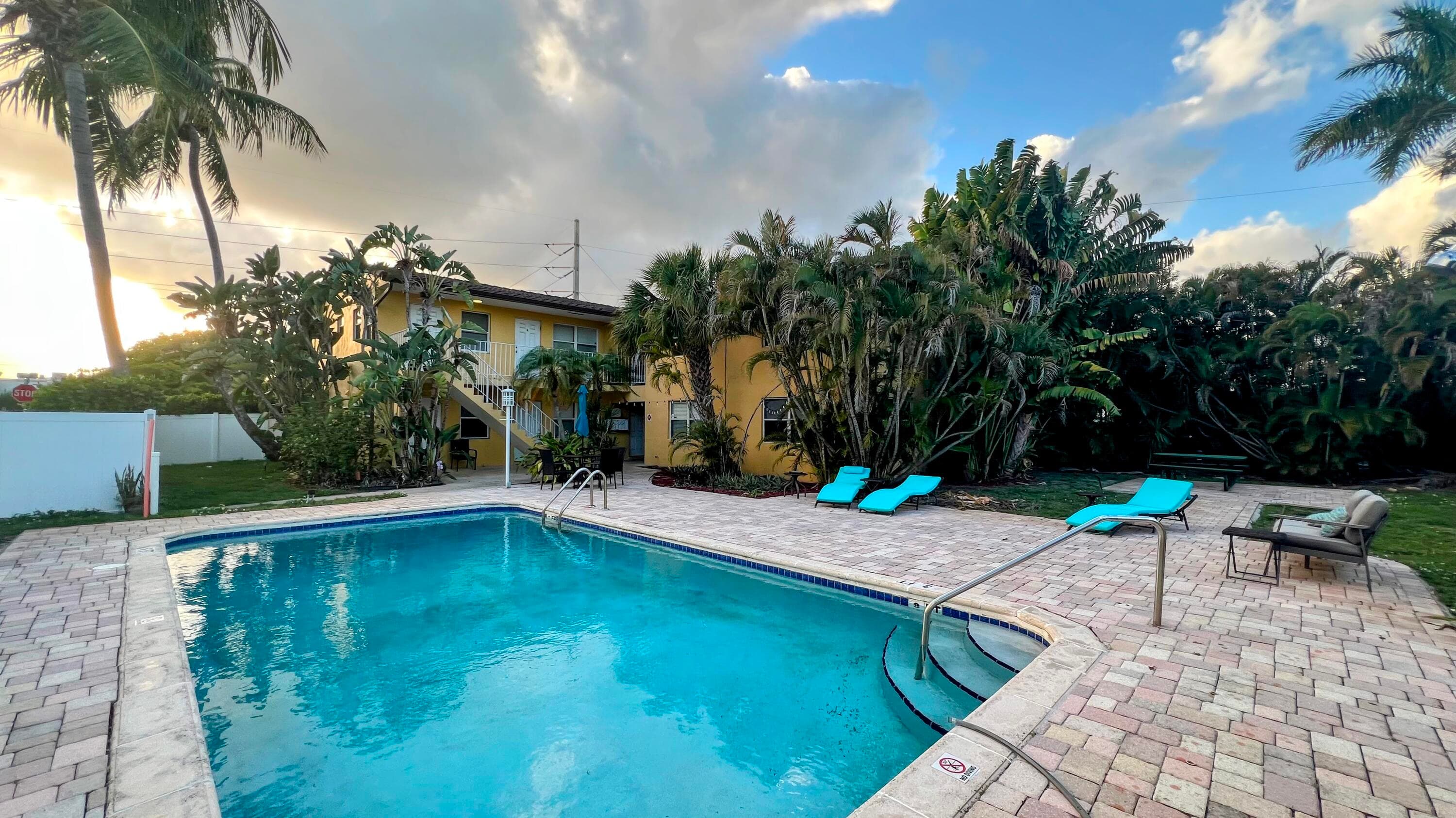1401 NE 15th Street 8, Fort Lauderdale, FL 33304 — photo 3 of 11