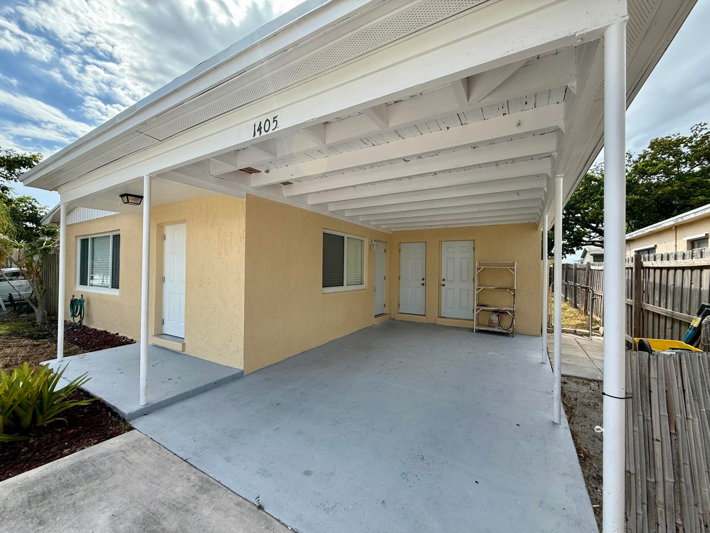 1405 N J Terrace, Lake Worth Beach, FL 33460 — photo 2 of 20