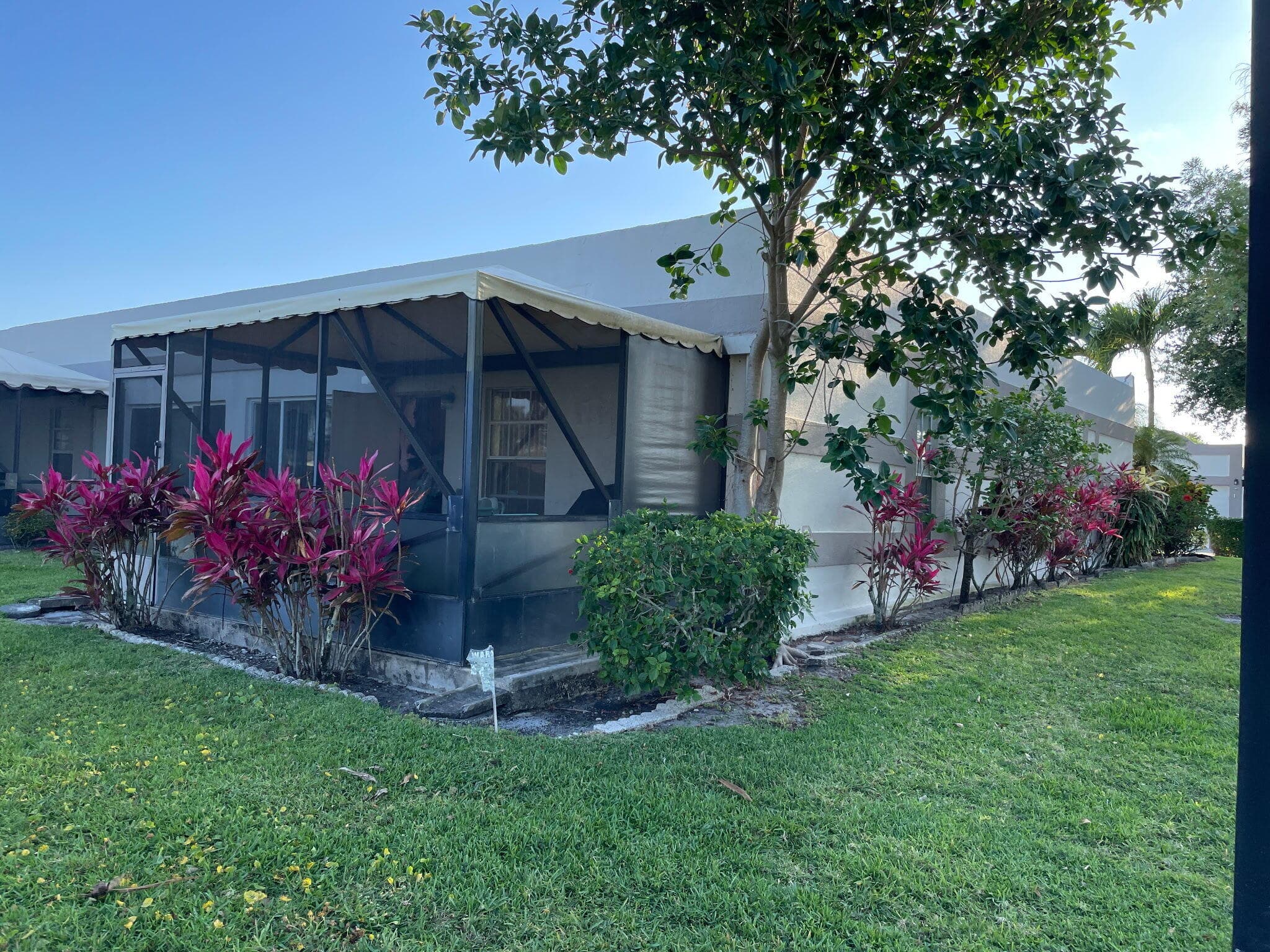 18999 Stewart Circle 8, Boca Raton, FL 33496 — photo 9 of 48