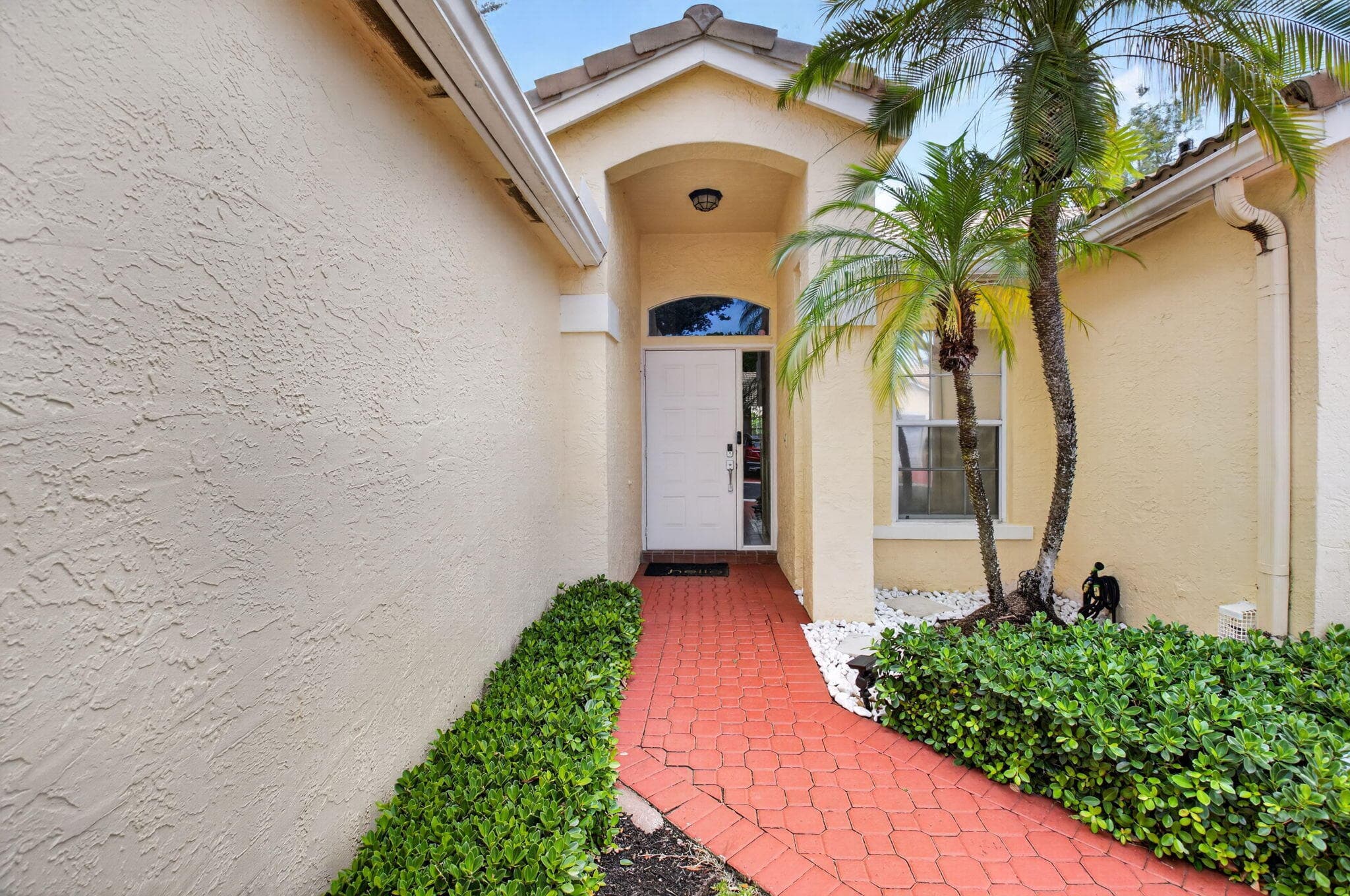 17257 Boca Club Boulevard Apt 5, Boca Raton, FL 33487 — photo 3 of 46