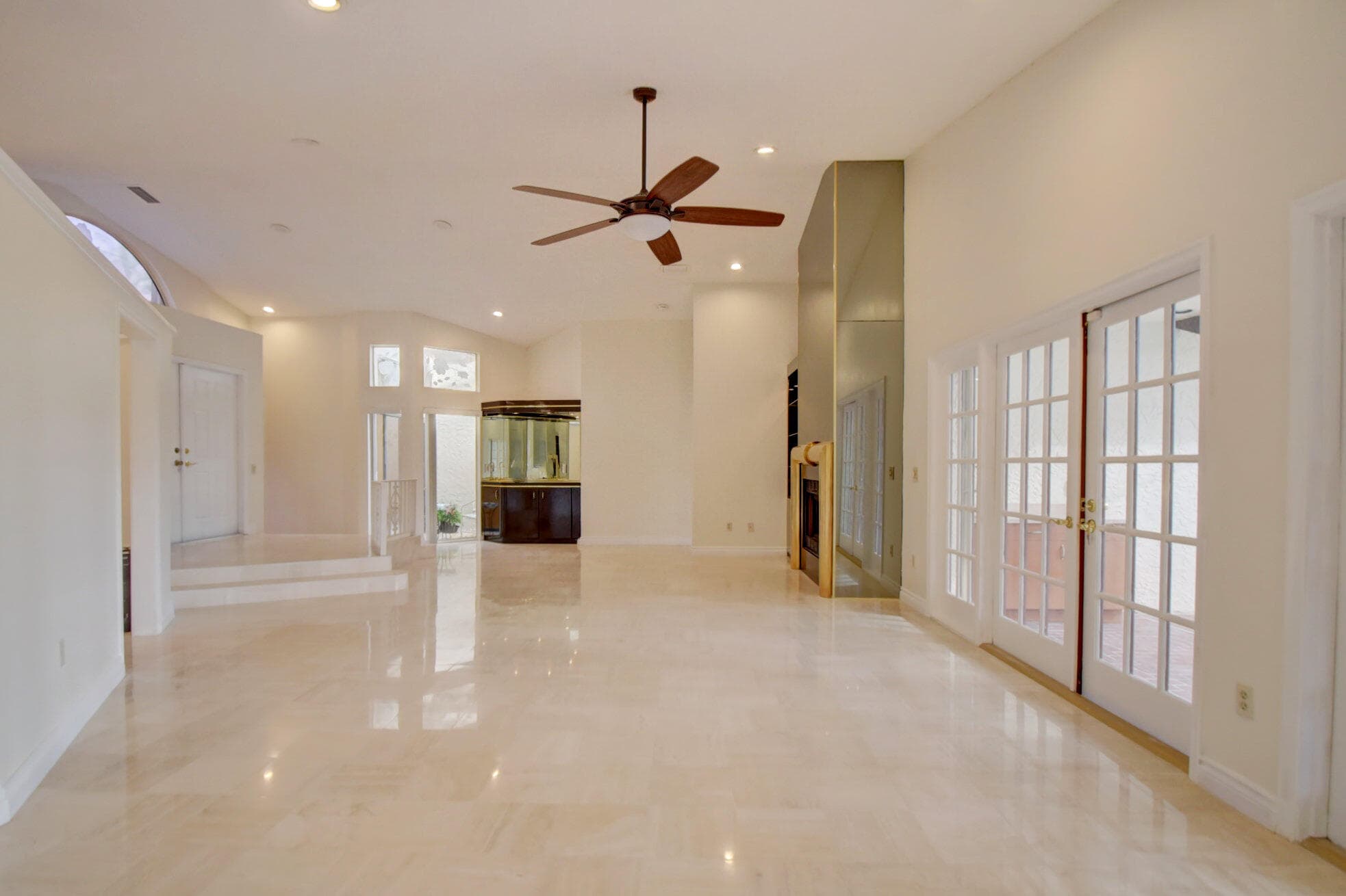 22595 Esplanada Circle W, Boca Raton, FL 33433 — photo 9 of 50