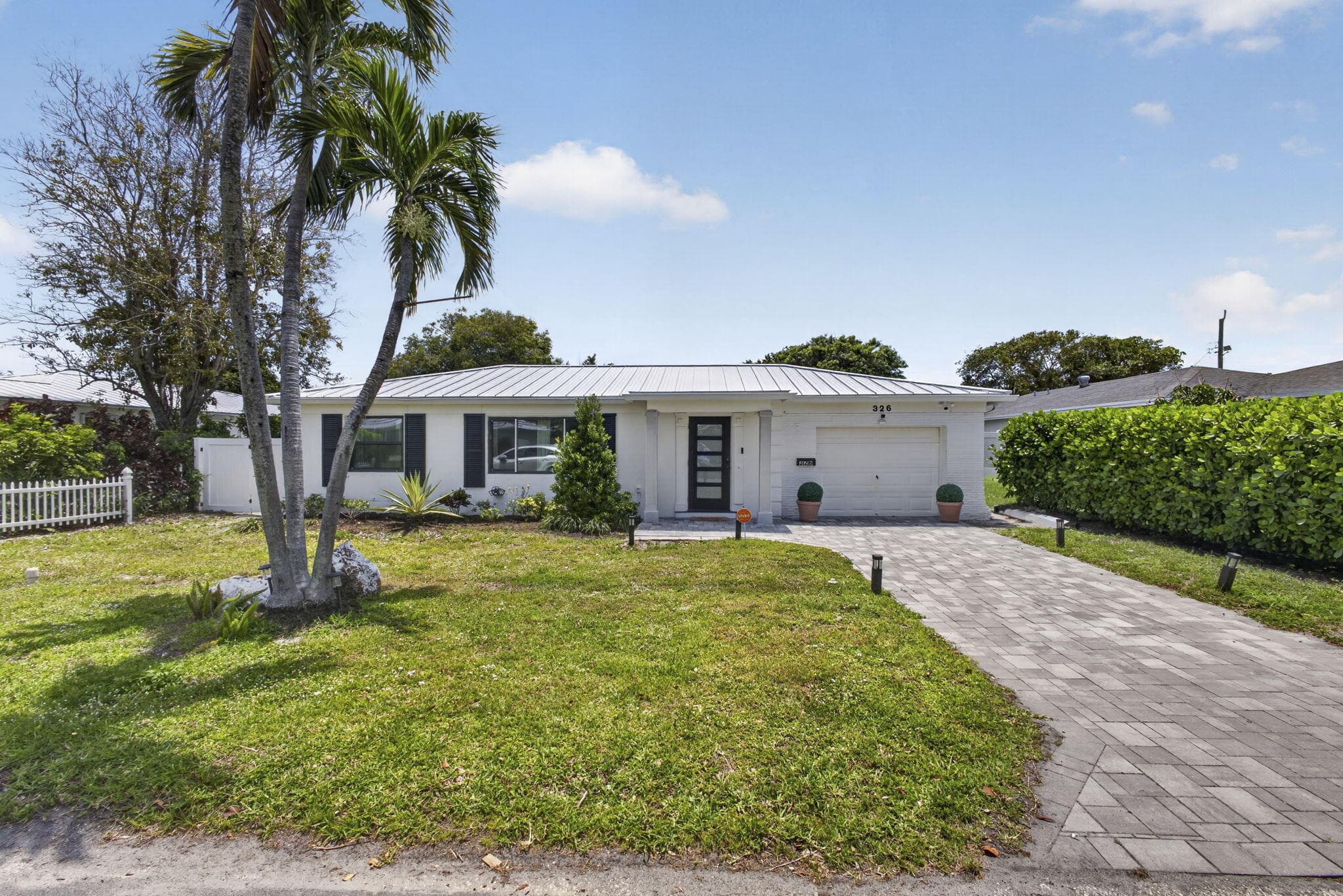 326 Alhambra Place, West Palm Beach, FL 33405 — photo 1 of 69