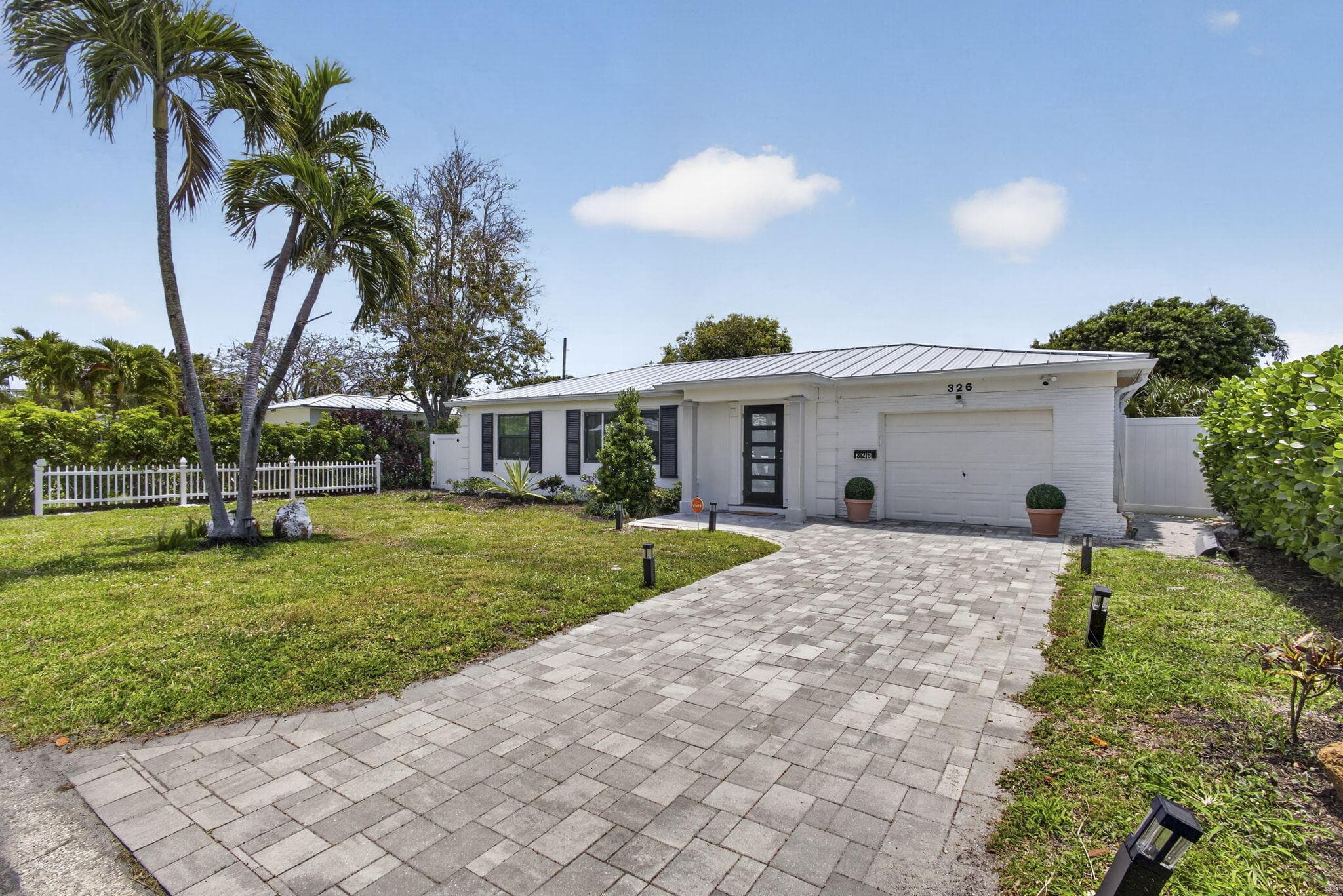326 Alhambra Place, West Palm Beach, FL 33405 — photo 61 of 69