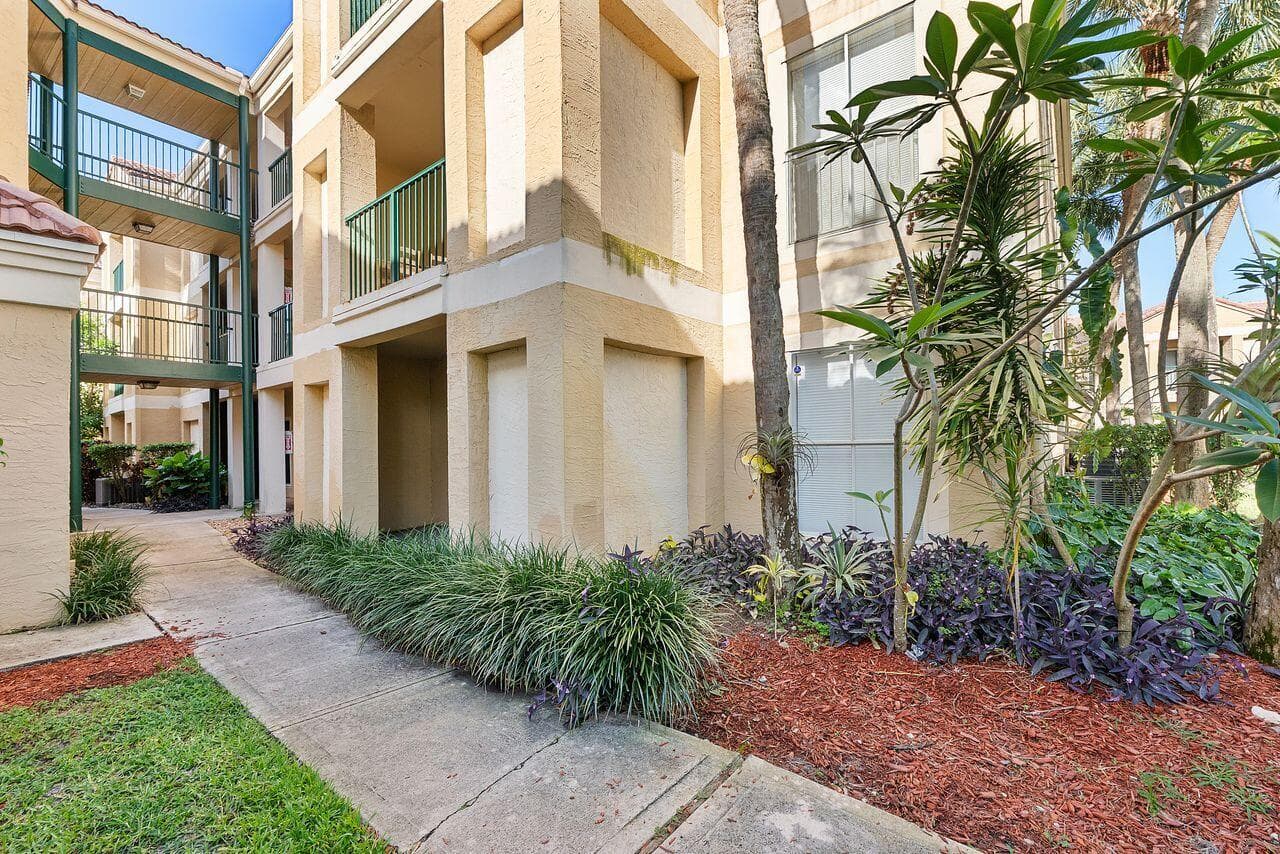 875 Riverside Drive 710, Coral Springs, FL 33071 — photo 3 of 38