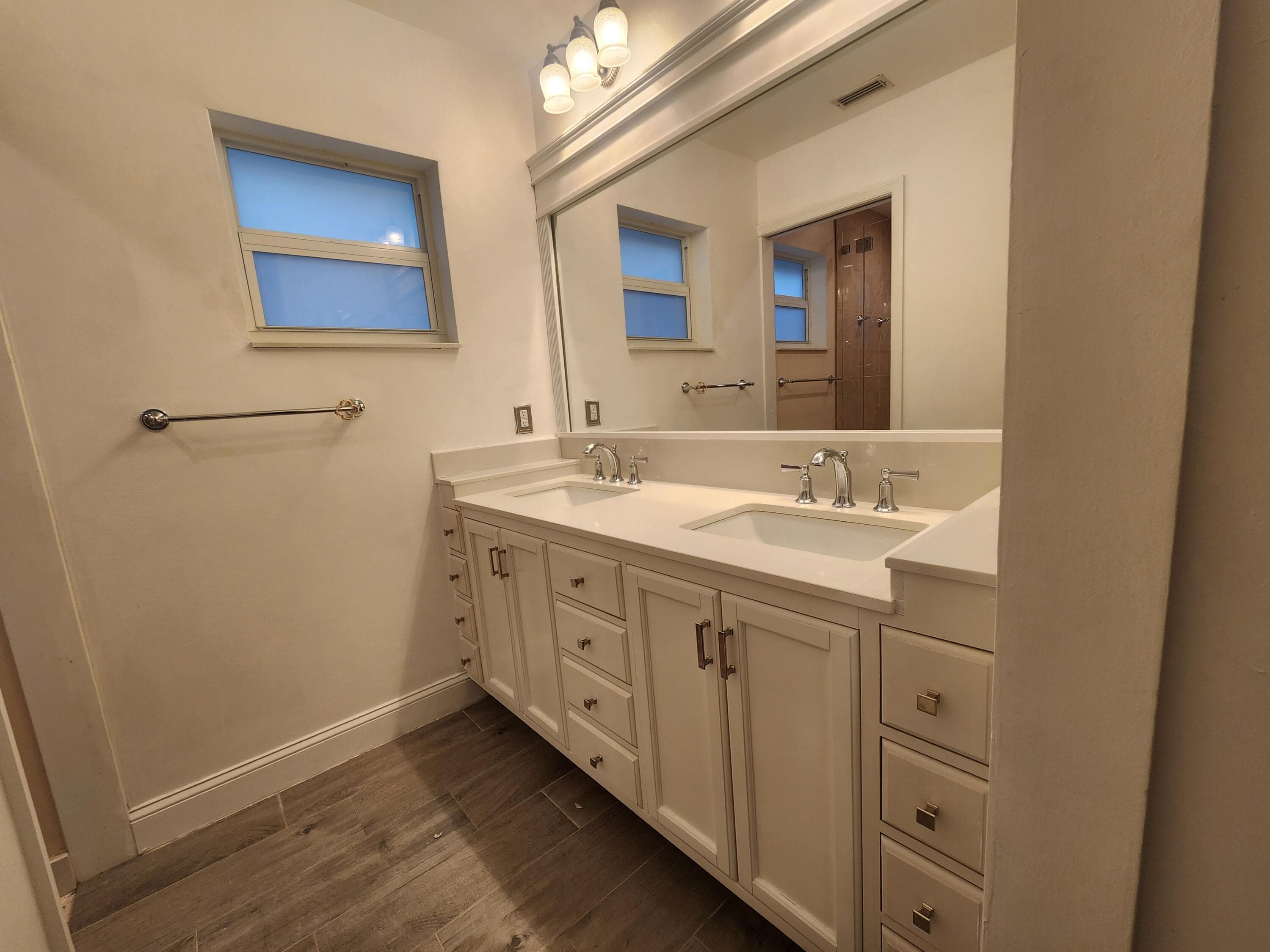 250 E Riverbend Drive, Sunrise, FL 33326 — photo 16 of 22