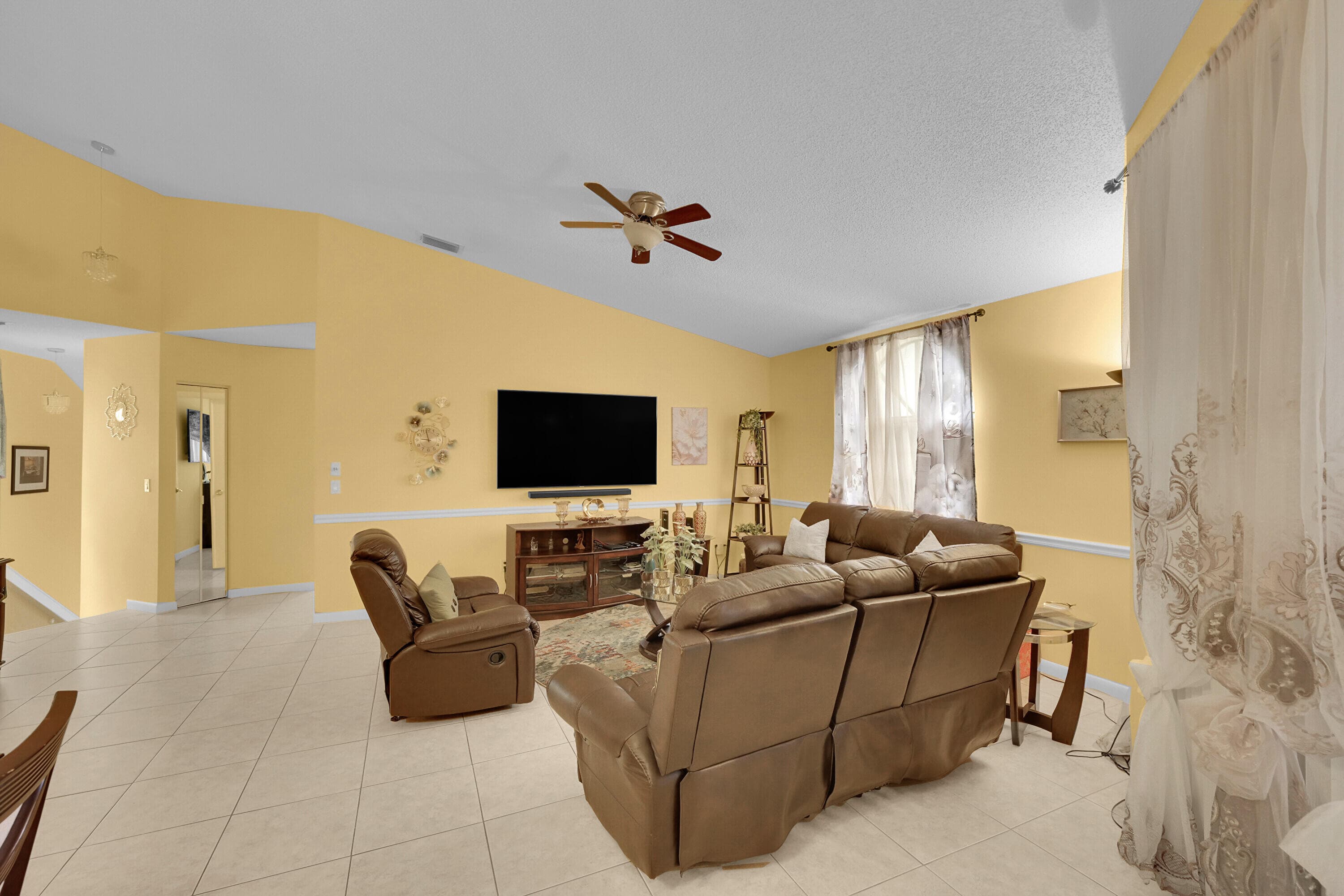 5379 Verona Drive H, Boynton Beach, FL 33437 — photo 4 of 60