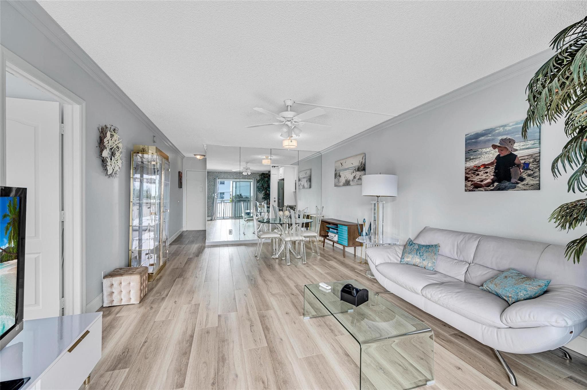 720 Orton Avenue 505, Fort Lauderdale, FL 33304 — photo 5 of 26