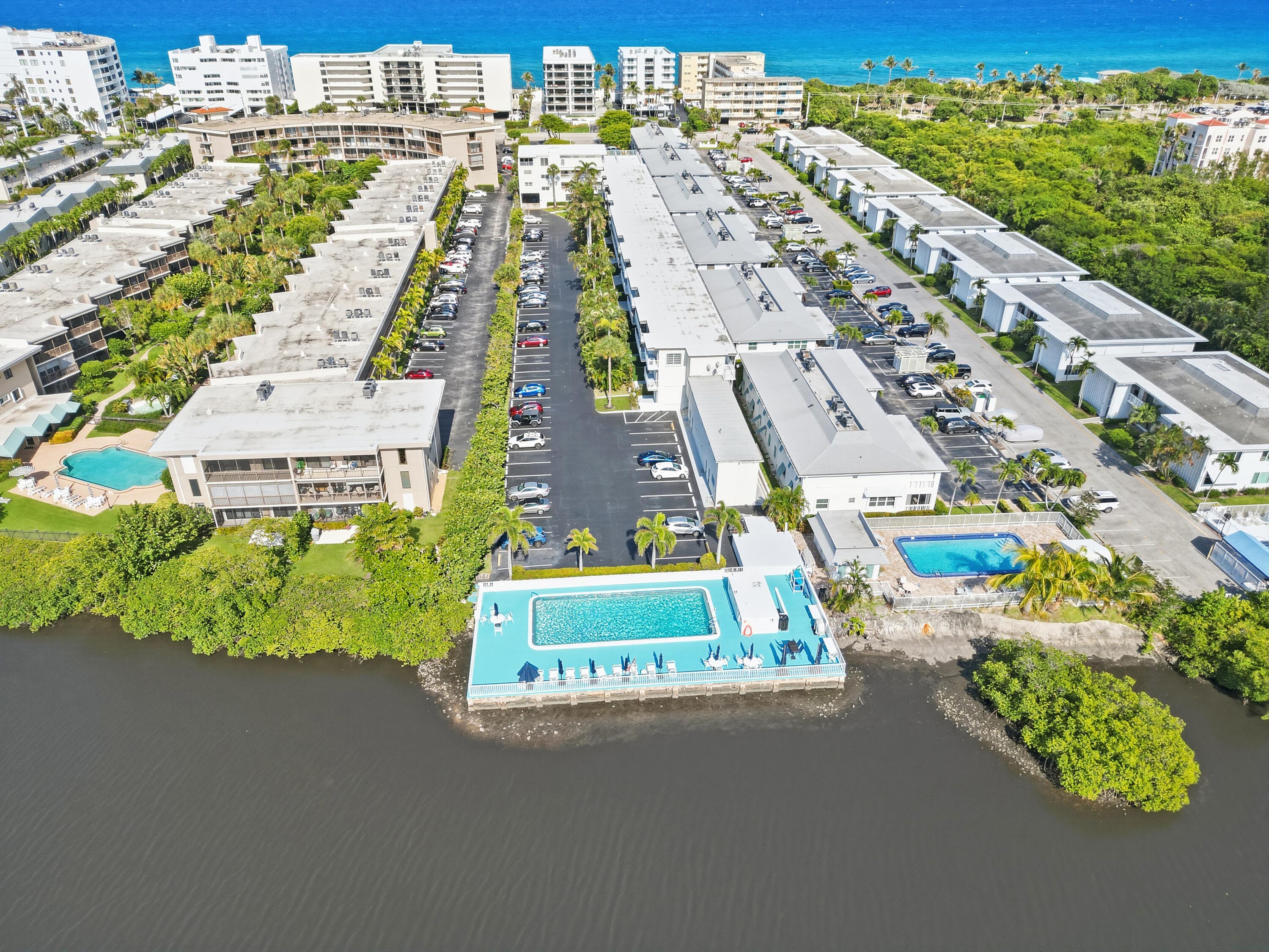 4001 S Ocean Boulevard 209, South Palm Beach, FL 33480 — photo 15 of 18