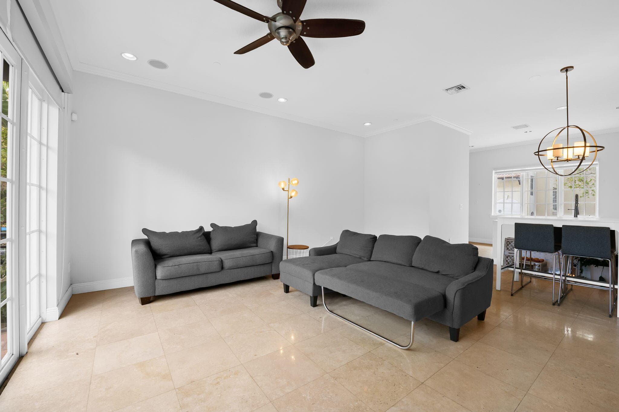 500 SE 7th Street 105, Fort Lauderdale, FL 33301 — photo 13 of 37