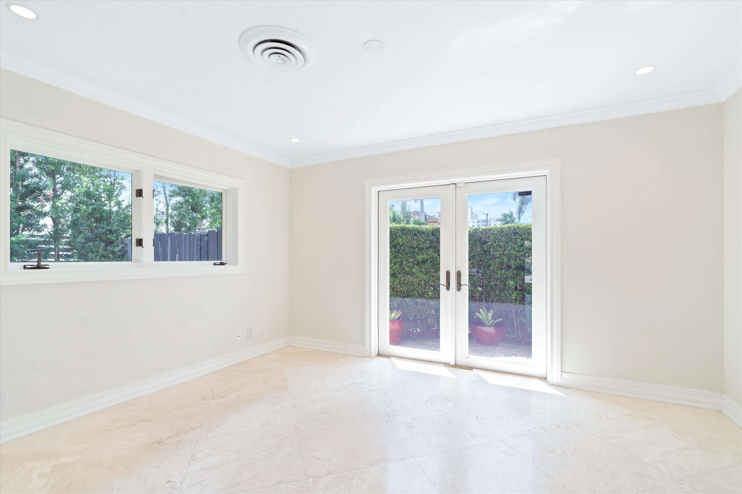 2625 NE 12th Street, Fort Lauderdale, FL 33304 — photo 22 of 35