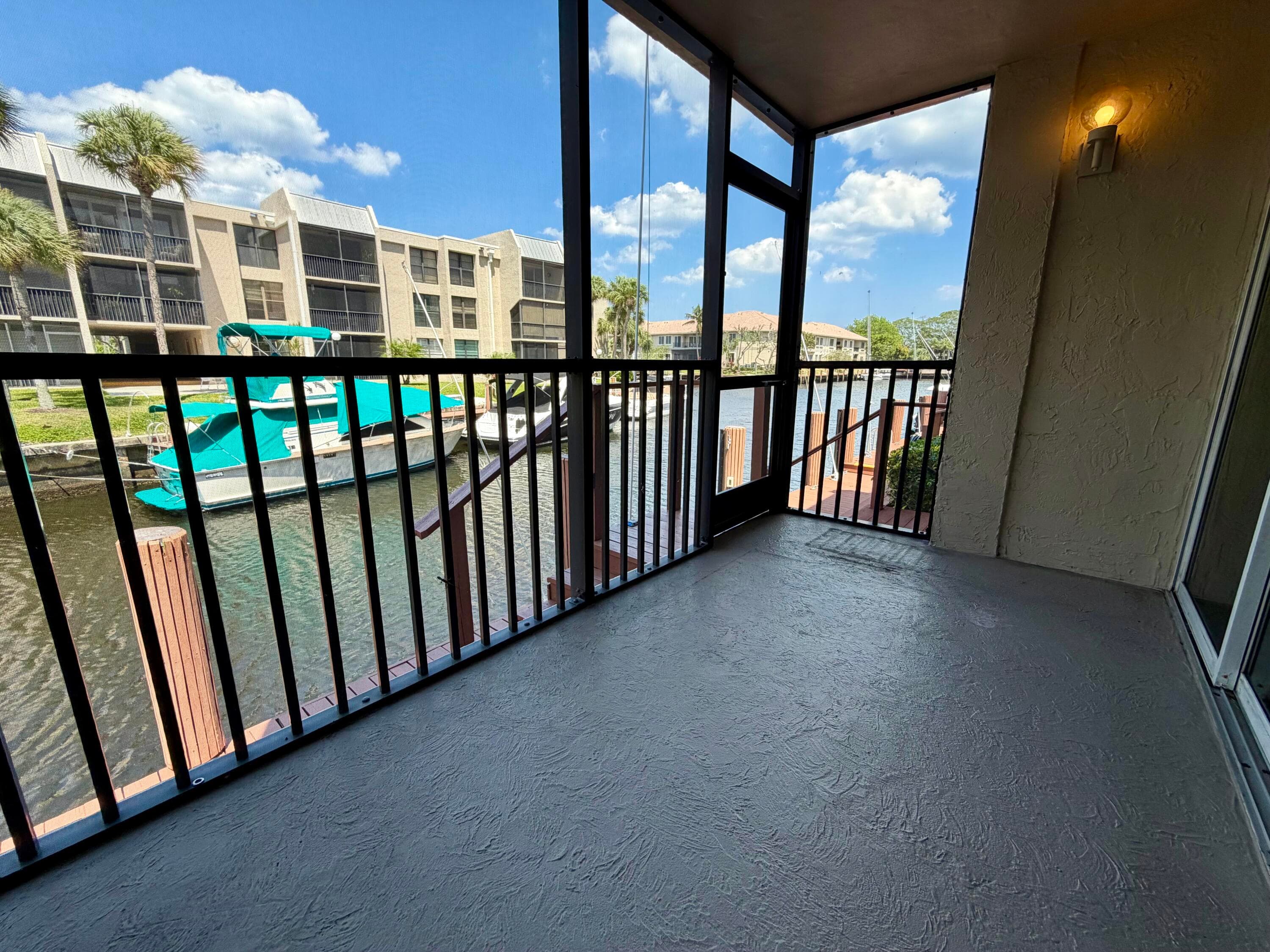 6 Royal Palm Way 102, Boca Raton, FL 33432 — photo 20 of 23