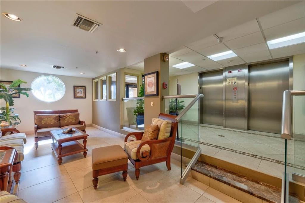 1009 N Ocean Boulevard N 401, Pompano Beach, FL 33062 — photo 38 of 42