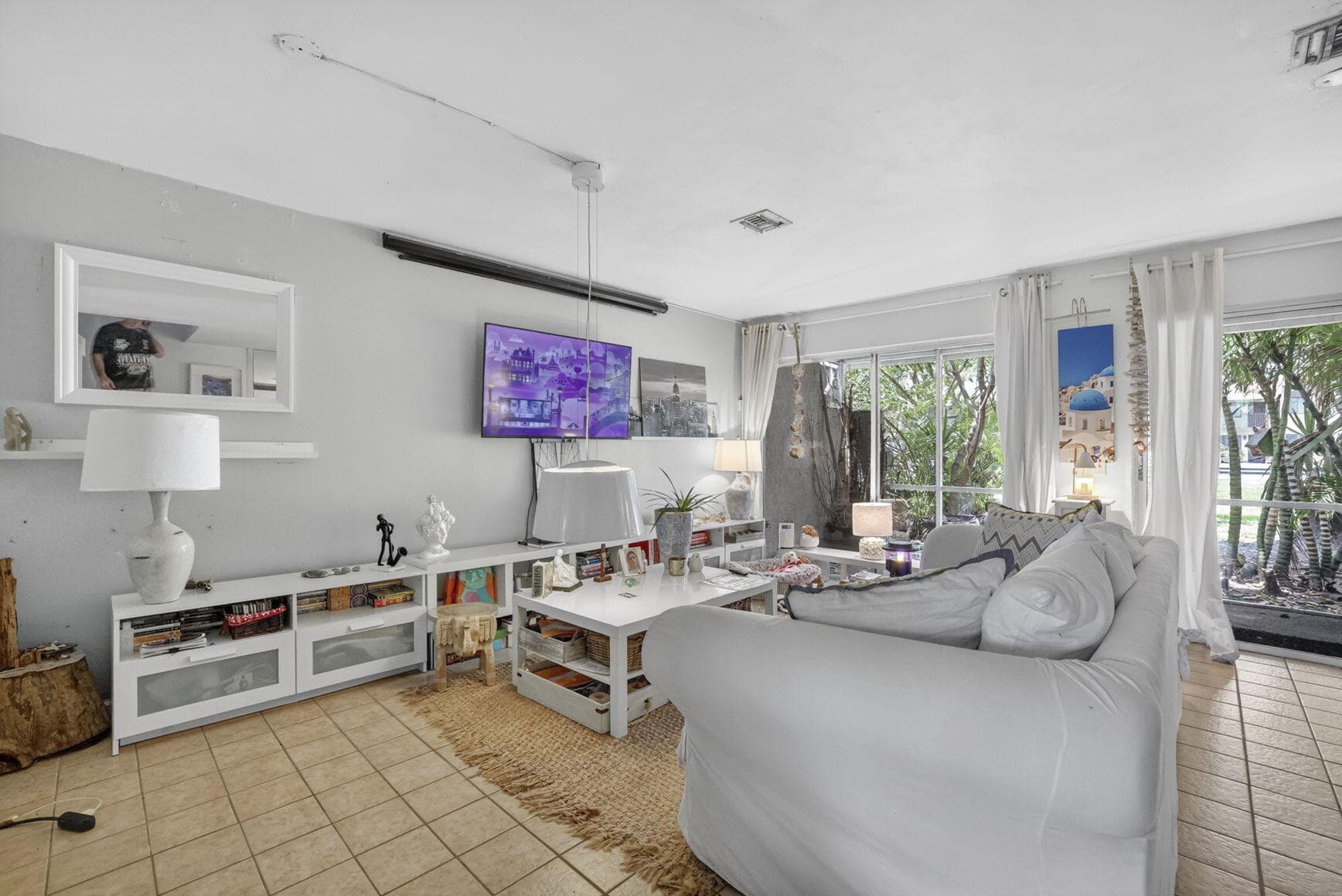 153 W Hemingway Circle W, Margate, FL 33063 — photo 3 of 35