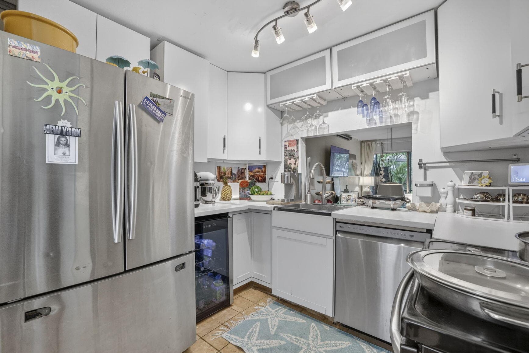153 W Hemingway Circle W, Margate, FL 33063 — photo 11 of 35