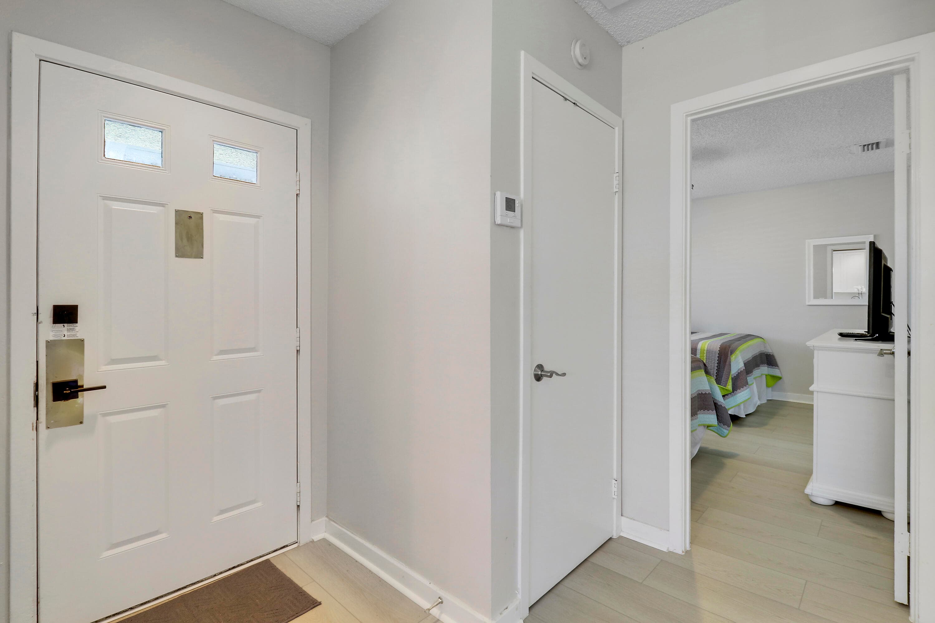 811 Club Drive, Palm Beach Gardens, FL 33418 — photo 13 of 20