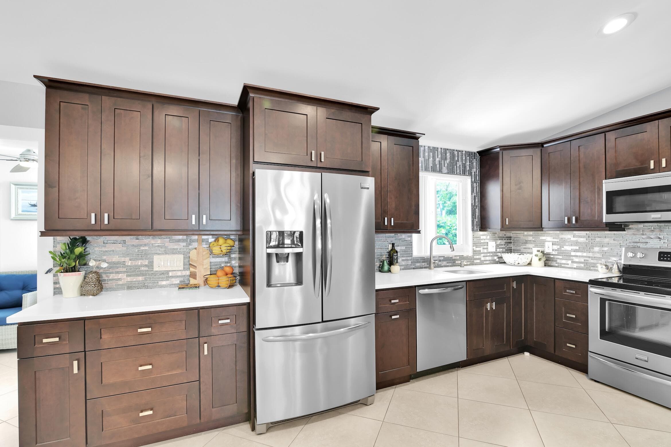 432 SW Natura Avenue, Deerfield Beach, FL 33441 — photo 12 of 63