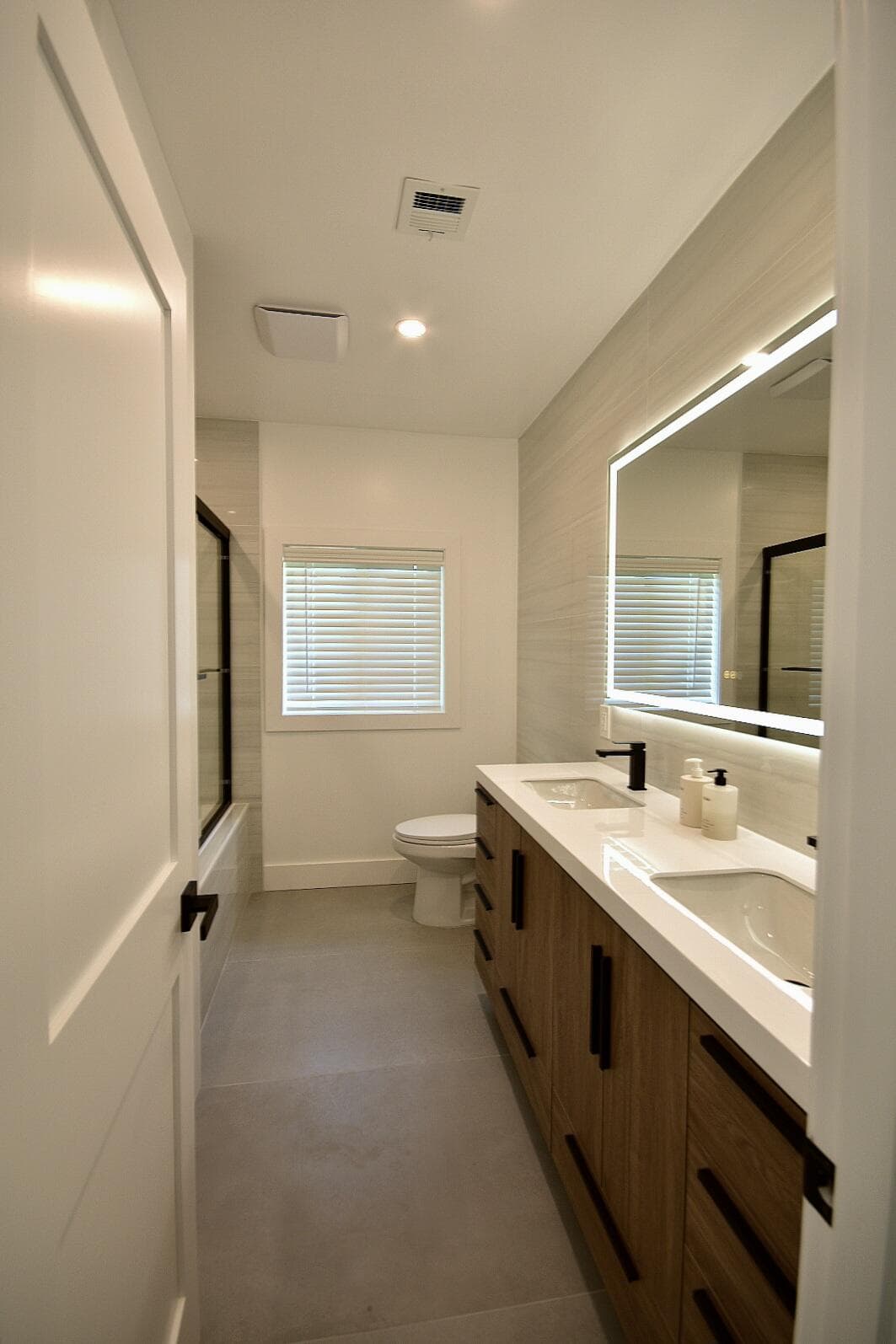 8801 N Miami Avenue, El Portal, FL 33150 — photo 12 of 22