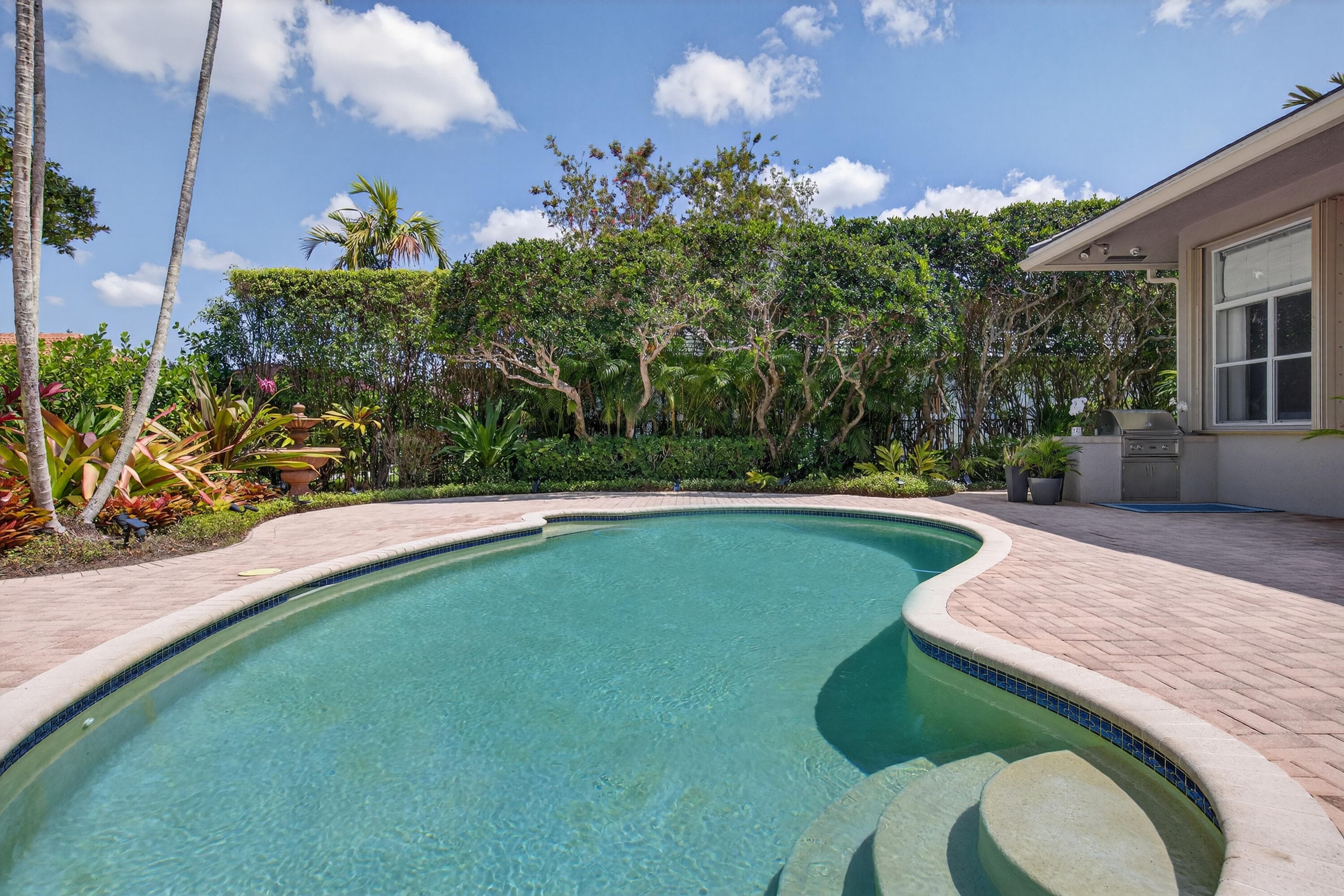 378 Mallard Road, Weston, FL 33327 — photo 12 of 95