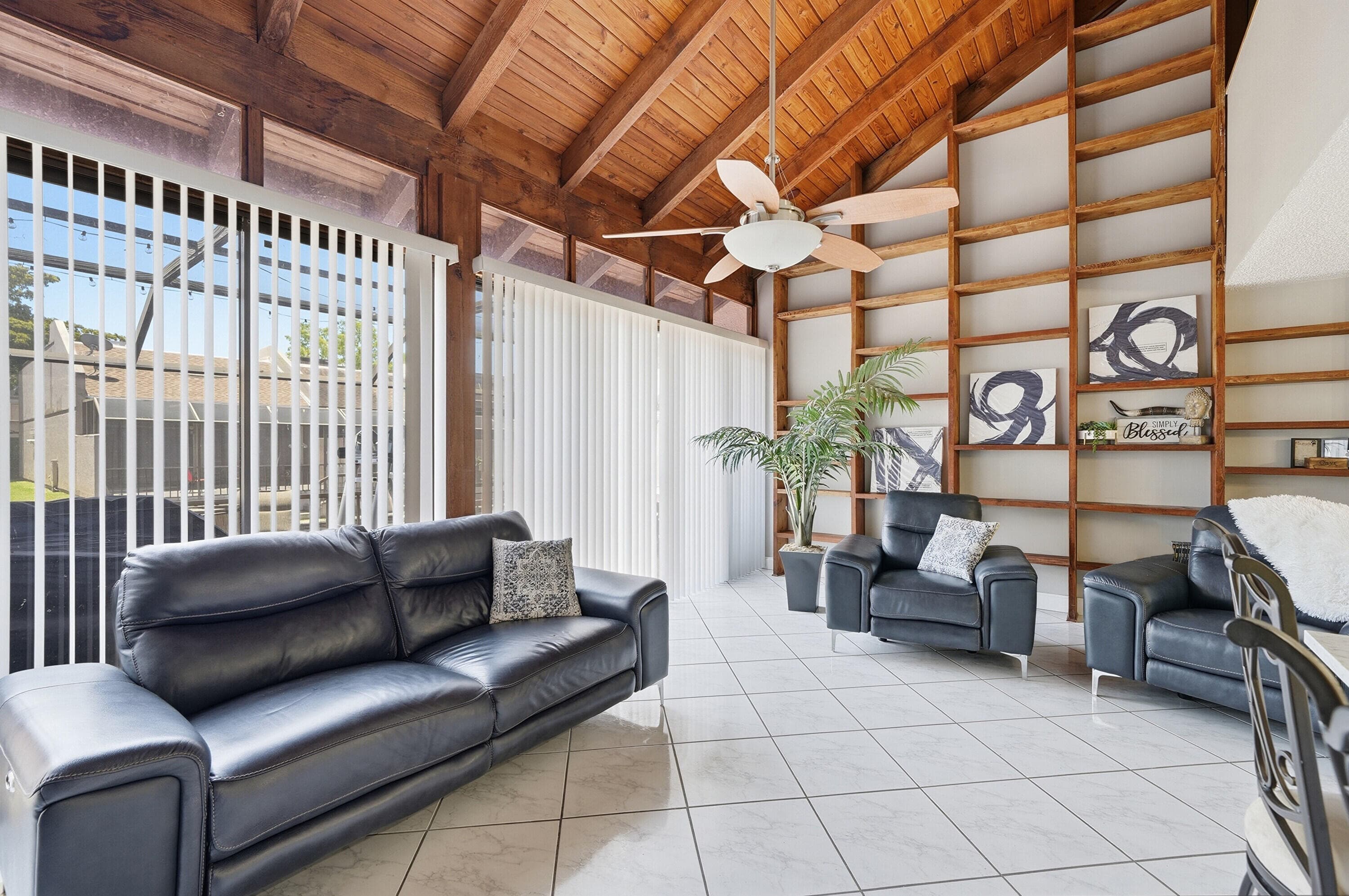 12300 NW 11th Court, Pembroke Pines, FL 33026 — photo 10 of 46