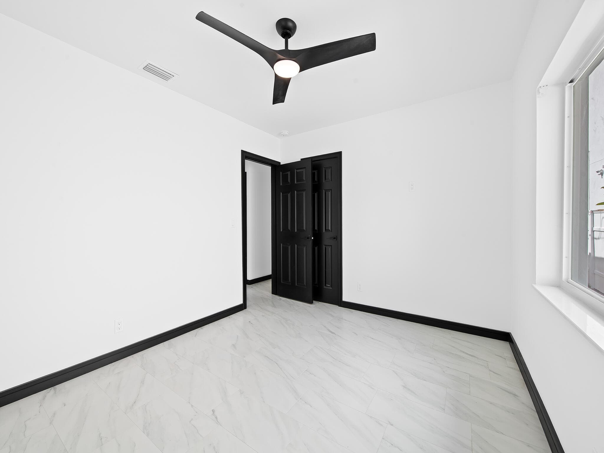 1508 NE 6th Street A, Fort Lauderdale, FL 33304 — photo 23 of 41