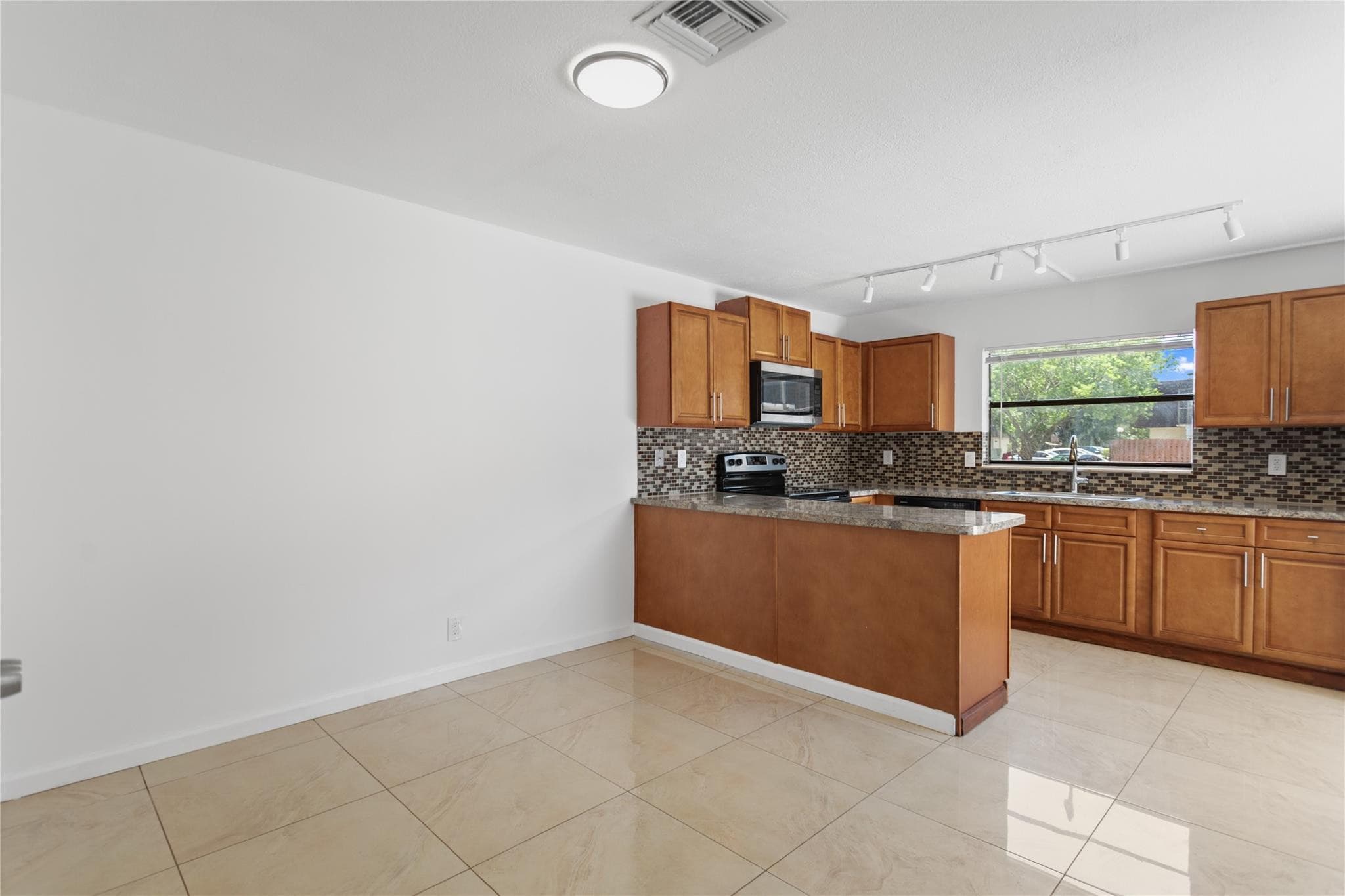 5822 Swordfish Court C, Tamarac, FL 33319 — photo 11 of 47