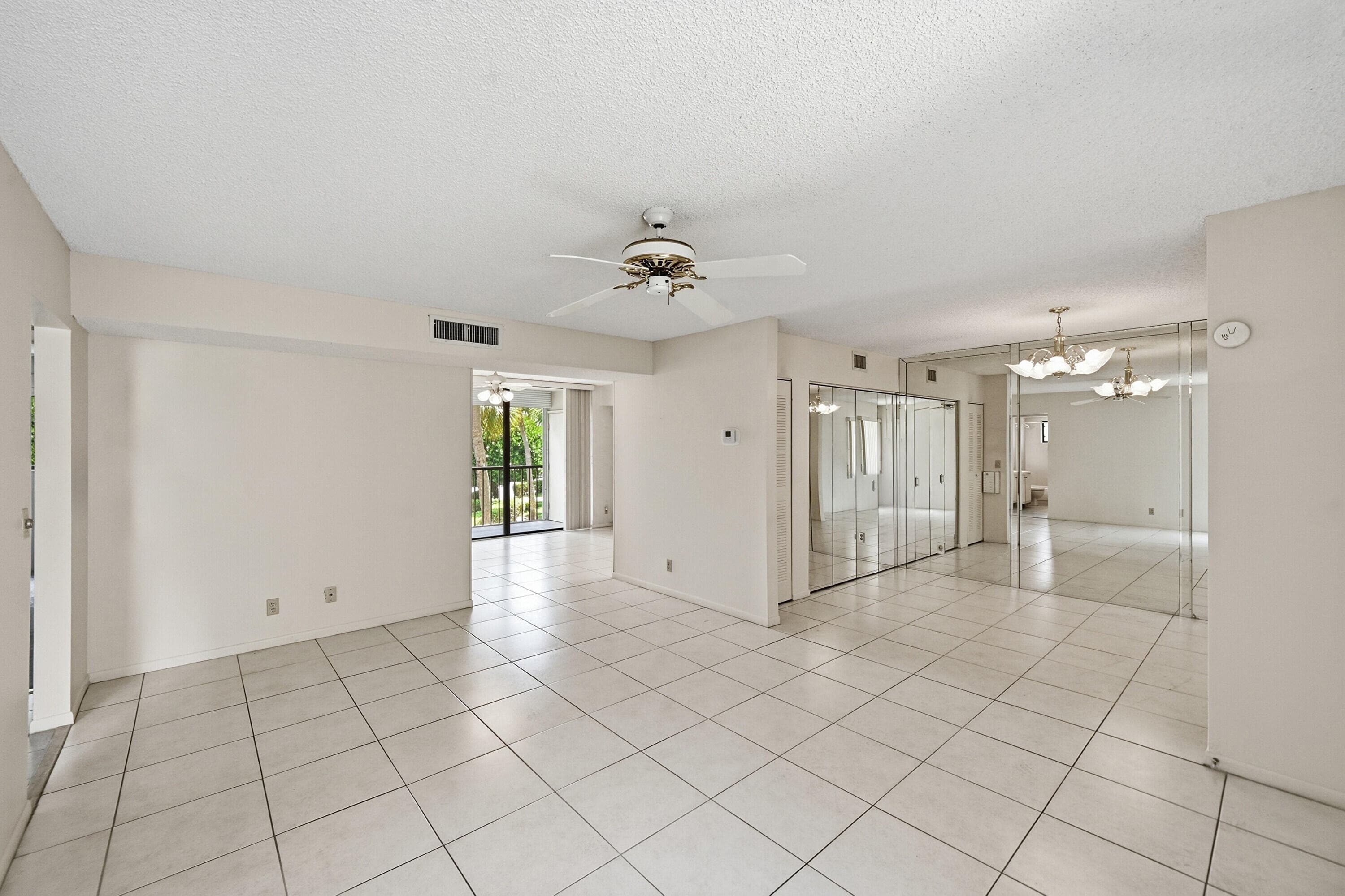 5370 Las Verdes Circle 219, Delray Beach, FL 33484 — photo 6 of 21
