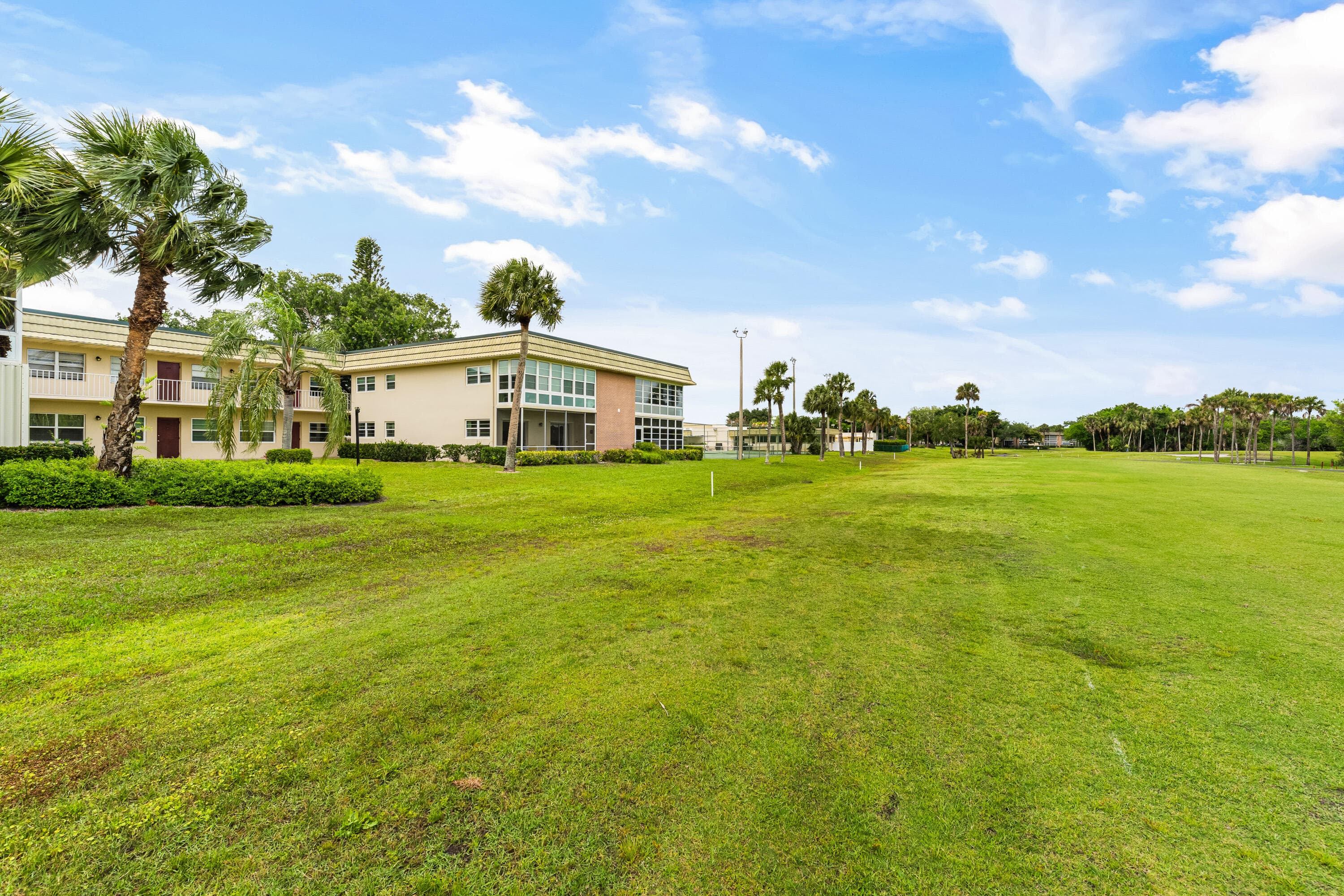 19 Vista Gardens Trail 106, Vero Beach, FL 32962 — photo 29 of 43
