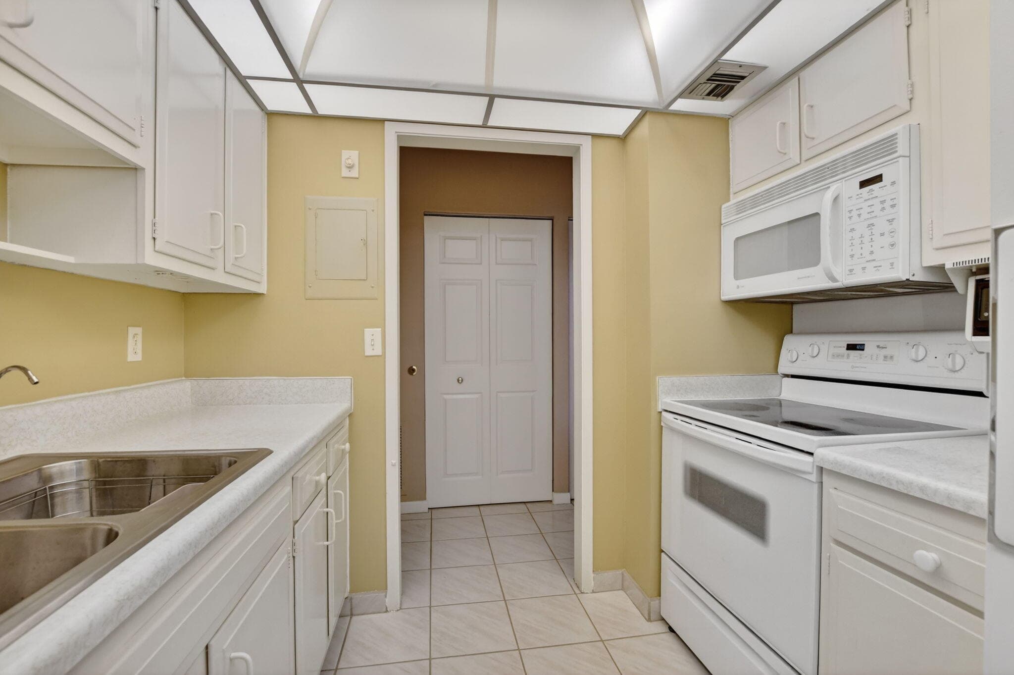 2121 N Ocean Boulevard 705w, Boca Raton, FL 33431 — photo 16 of 51