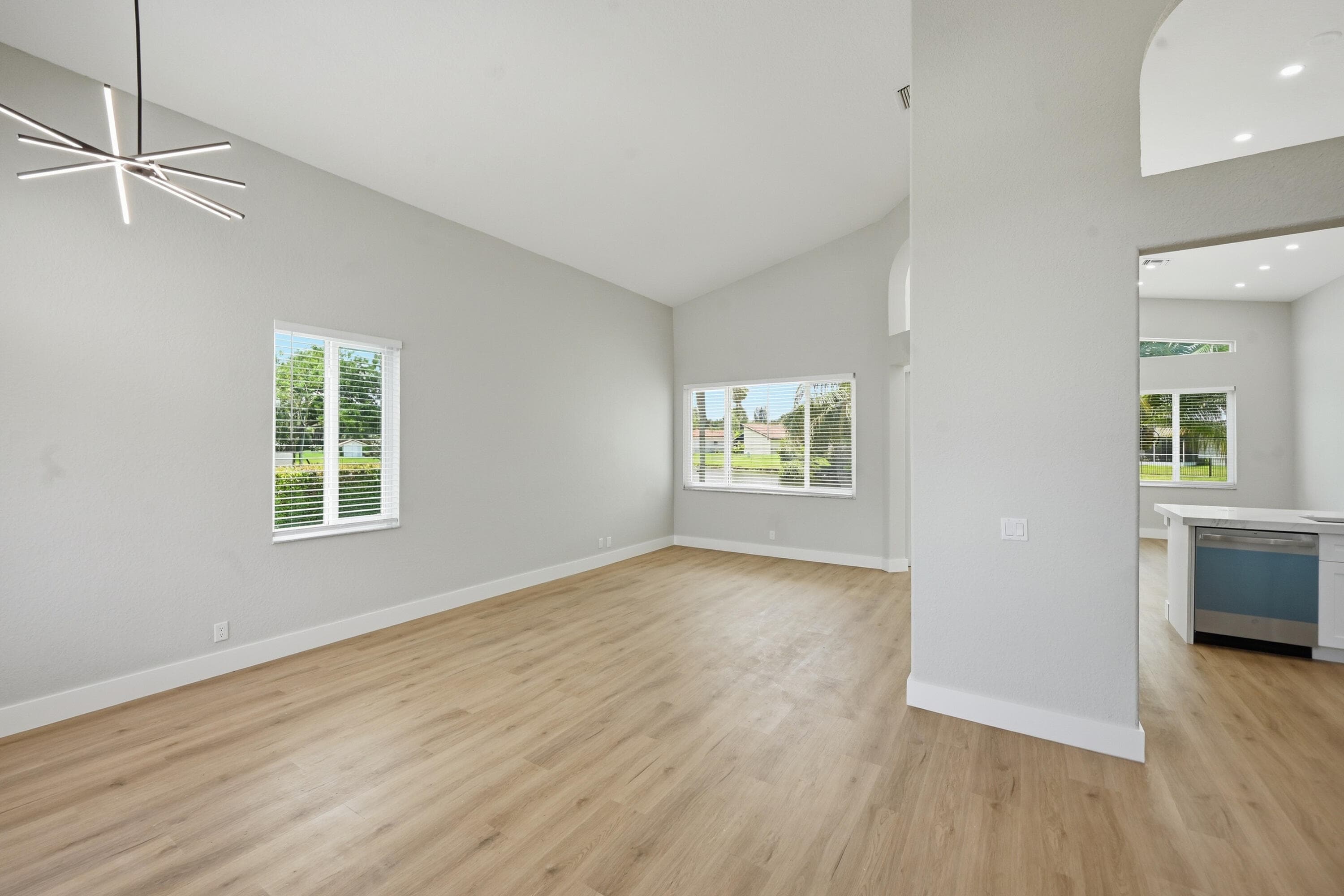285 NW 45th Terrace, Deerfield Beach, FL 33442 — photo 10 of 44