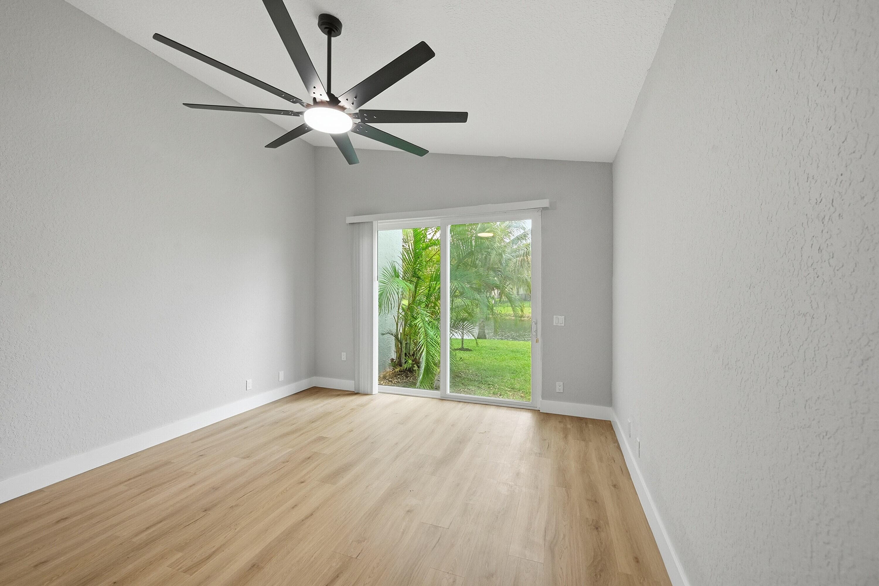 285 NW 45th Terrace, Deerfield Beach, FL 33442 — photo 23 of 44