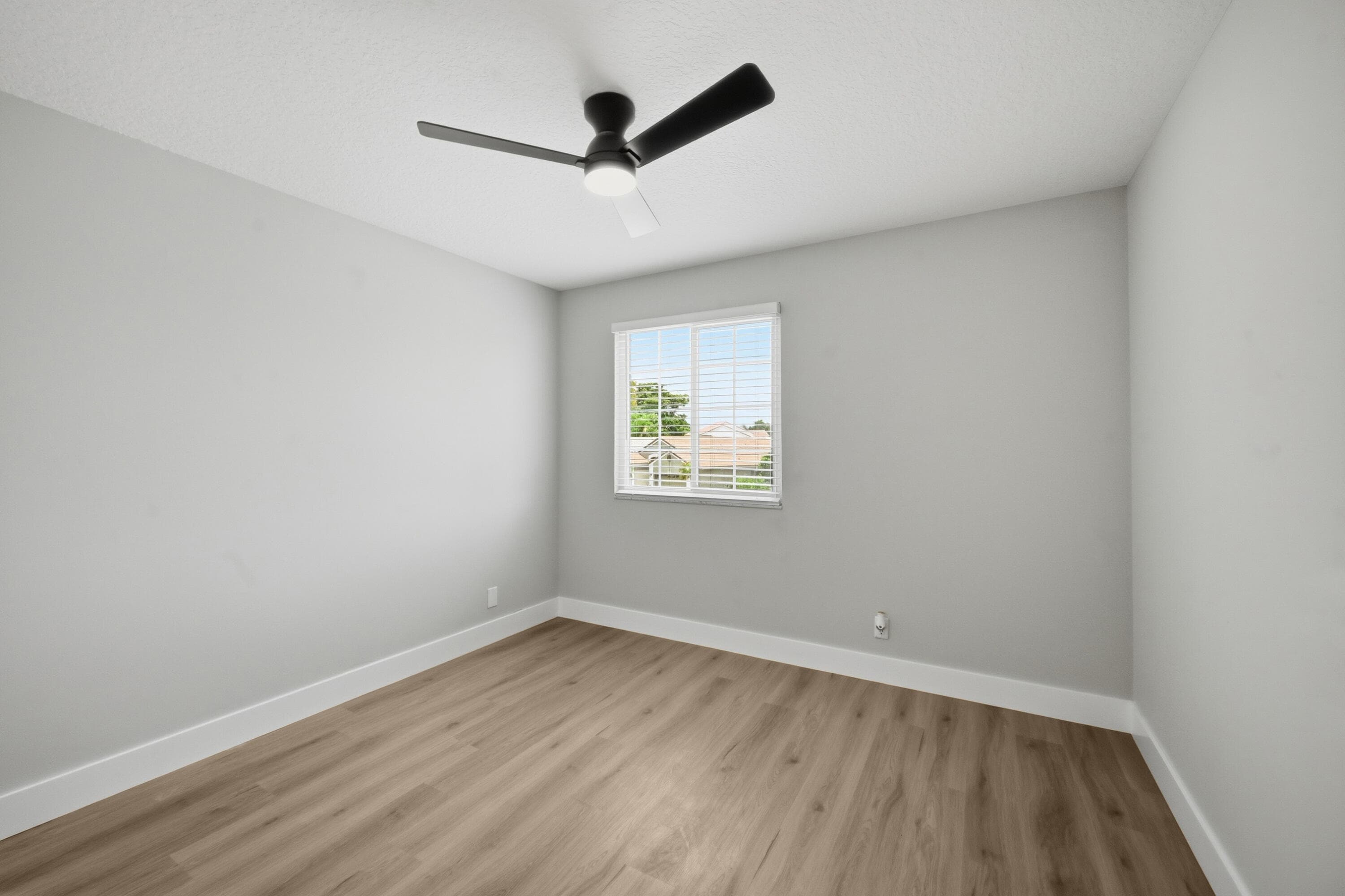285 NW 45th Terrace, Deerfield Beach, FL 33442 — photo 33 of 44