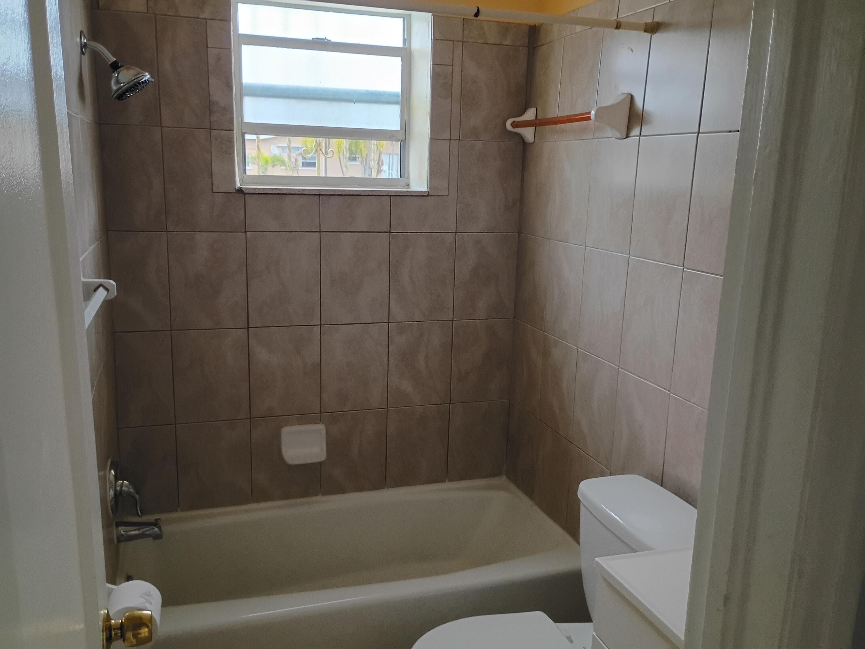 2221 Johnson Street, Hollywood, FL 33020 — photo 4 of 10