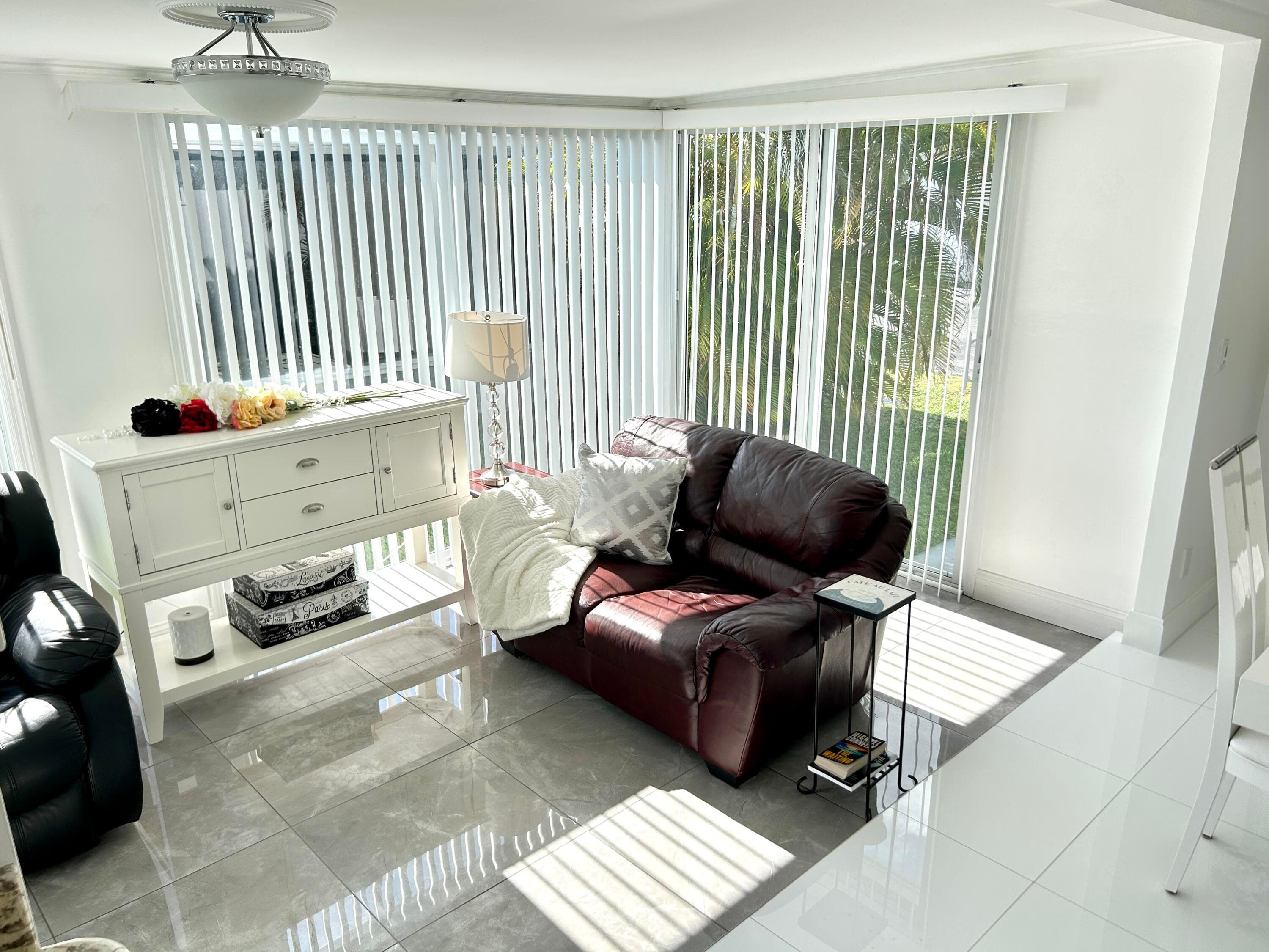 3233 State Street, Hollywood, FL 33021 — photo 6 of 30