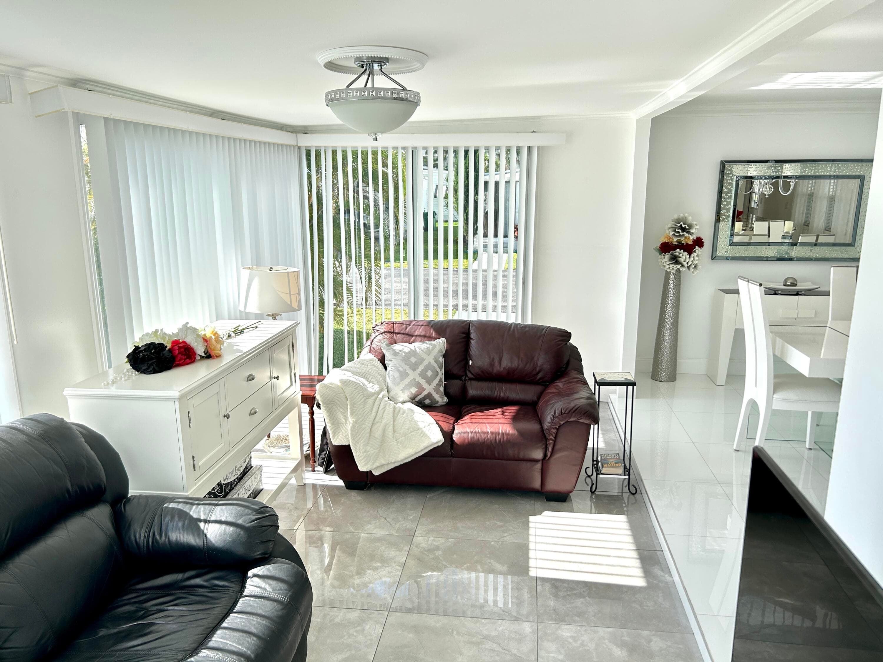 3233 State Street, Hollywood, FL 33021 — photo 7 of 30
