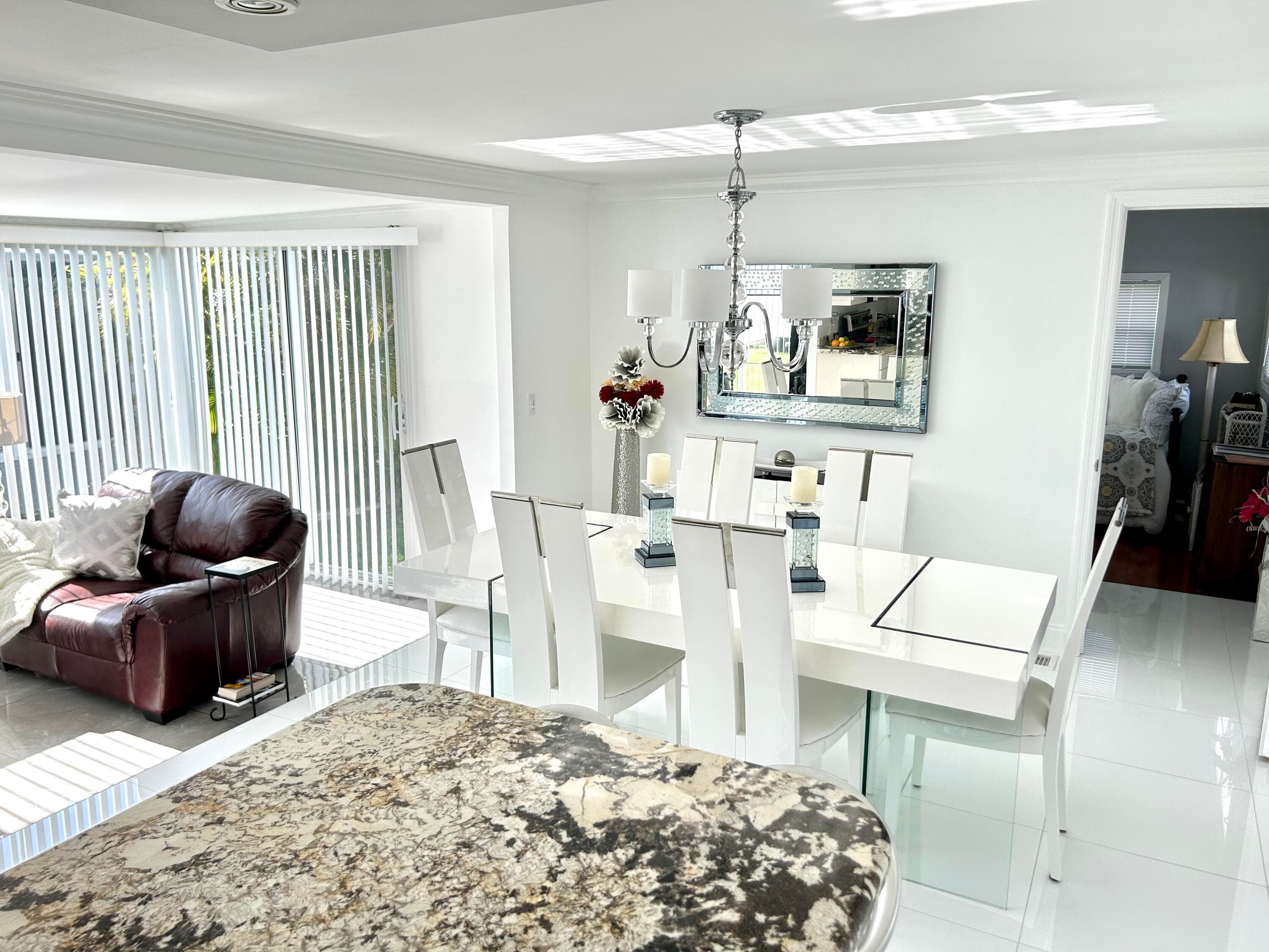 3233 State Street, Hollywood, FL 33021 — photo 13 of 30