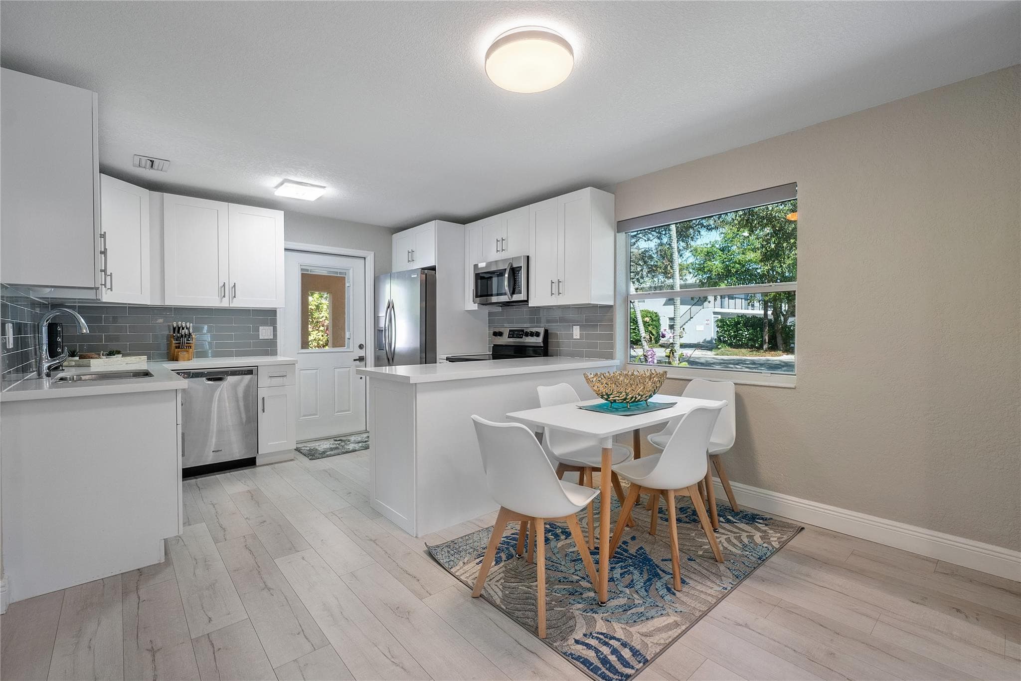 1634 NE 3rd Avenue, Delray Beach, FL 33444 — photo 10 of 30