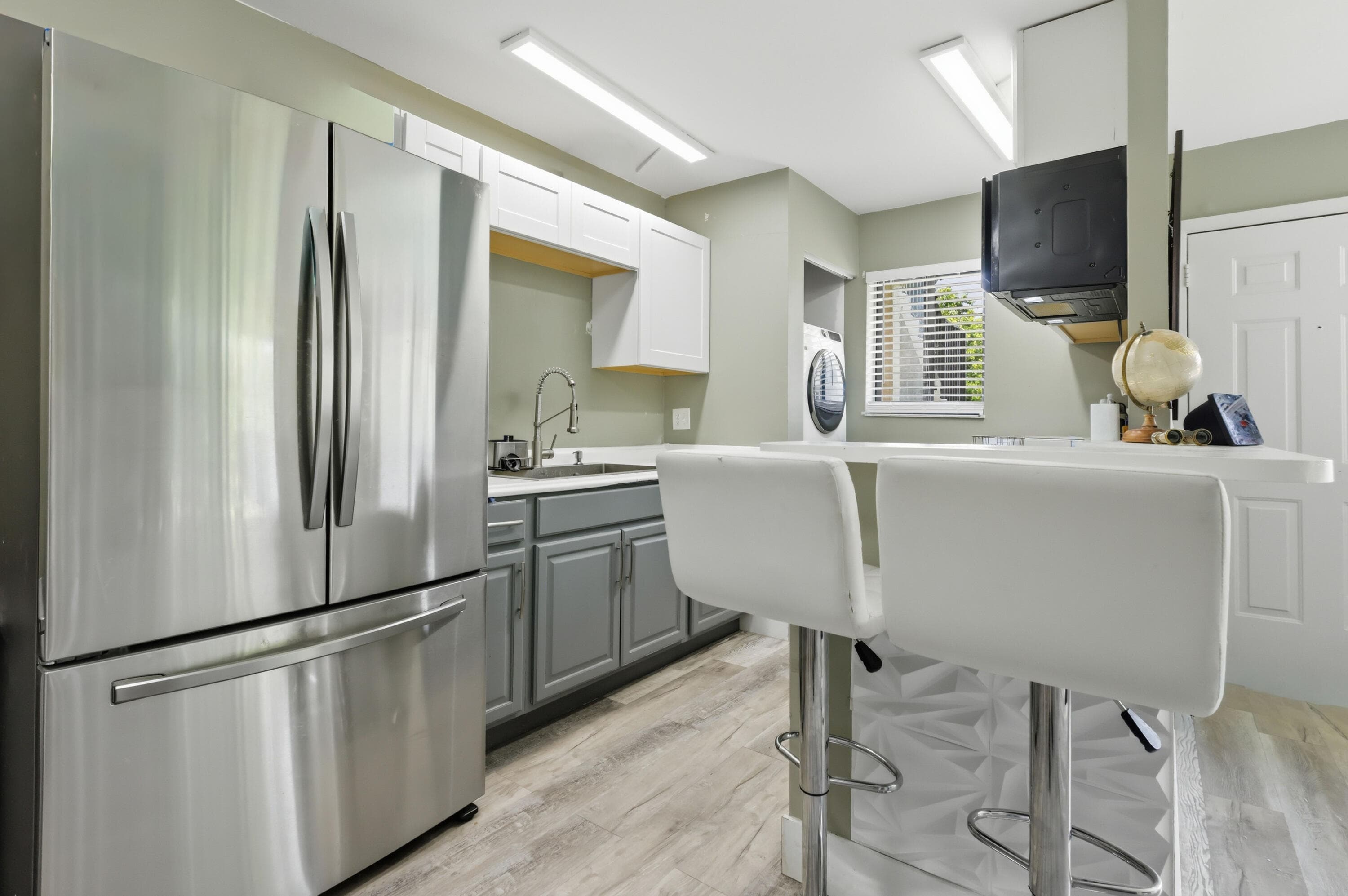545 Trace Circle 102, Deerfield Beach, FL 33441 — photo 2 of 21
