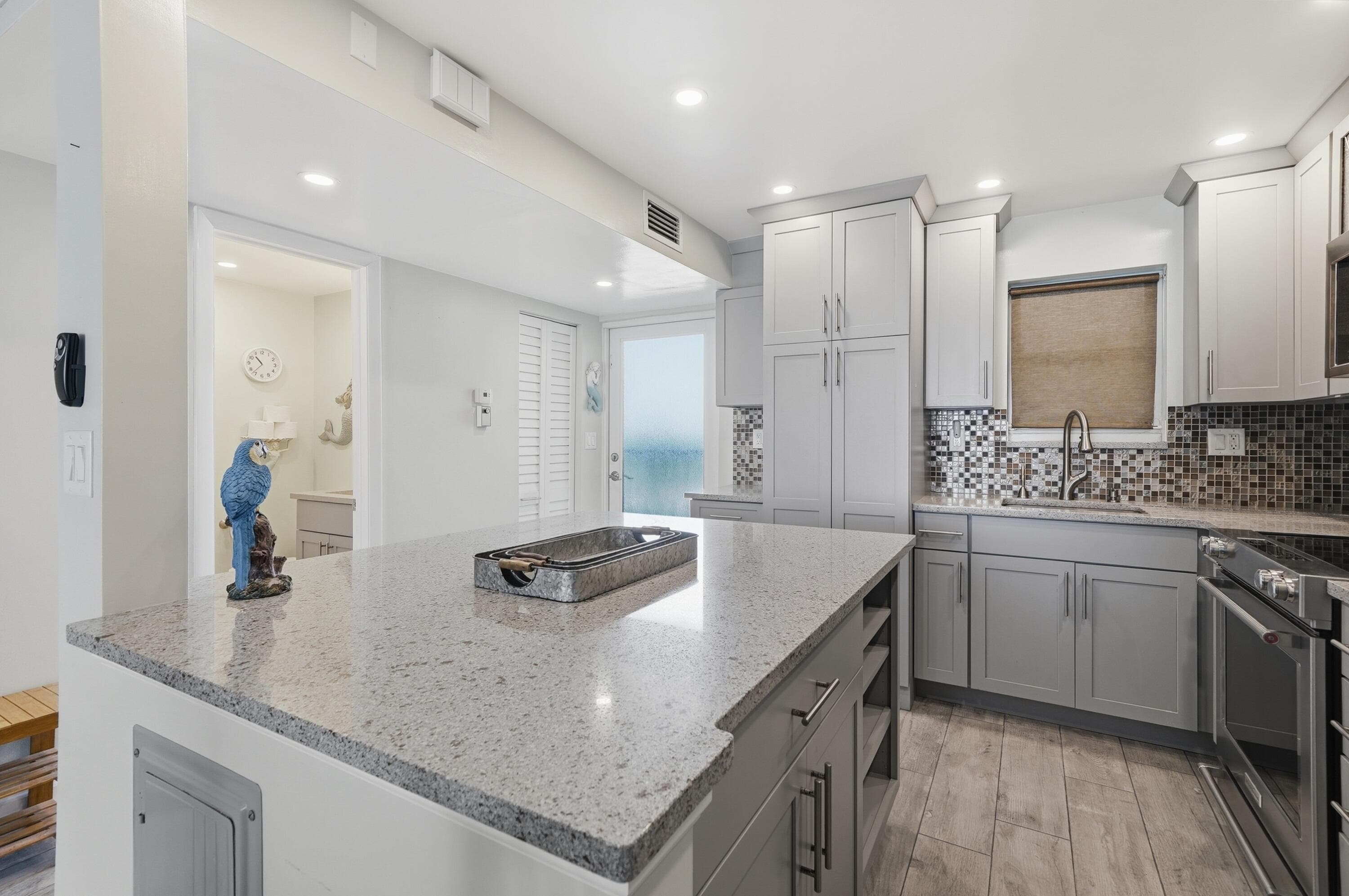 400 N Surf Road 704, Hollywood, FL 33019 — photo 18 of 49