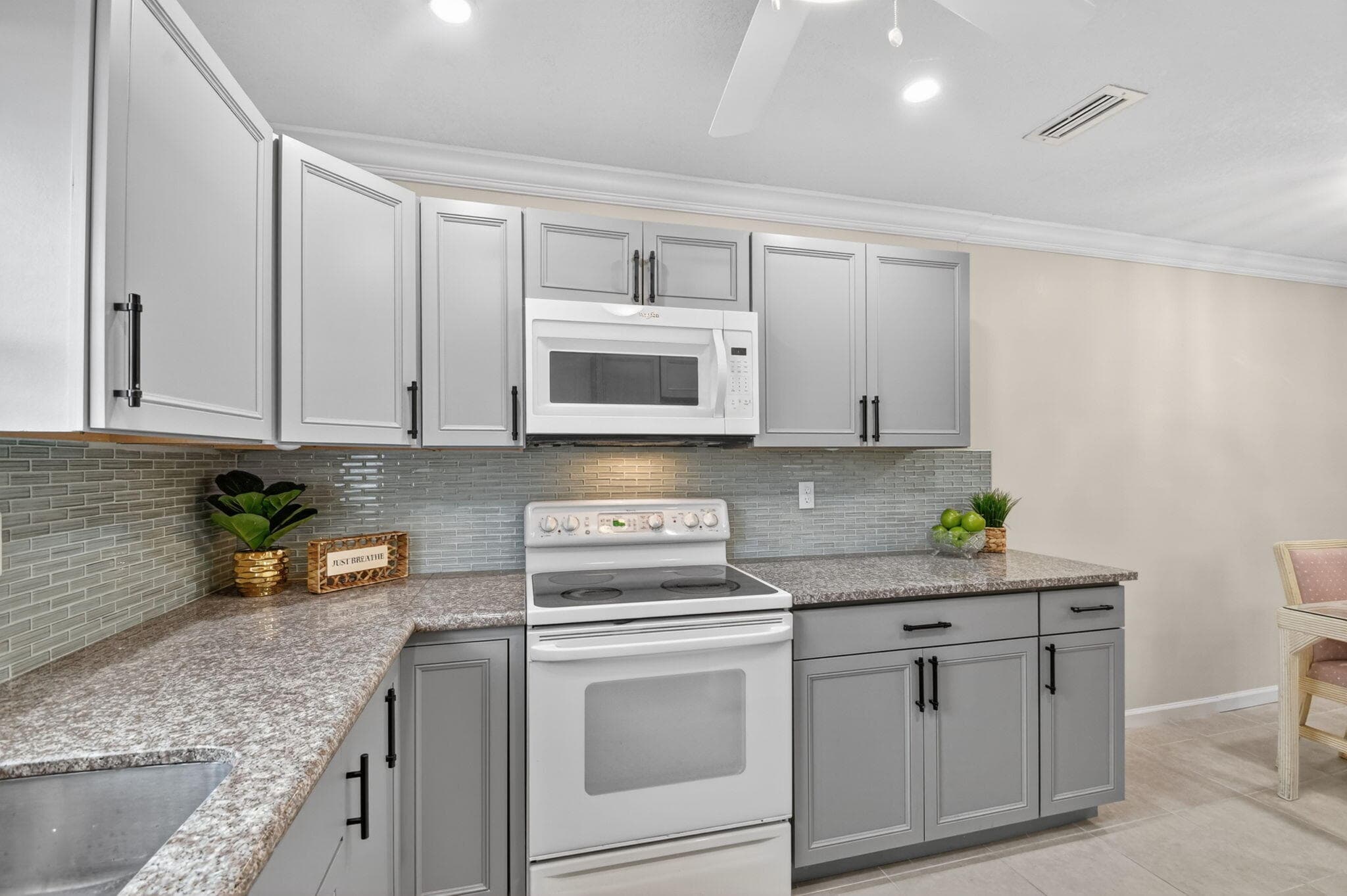 2787 Dudley Dr W Apt D, West Palm Beach, FL 33415 — photo 9 of 42