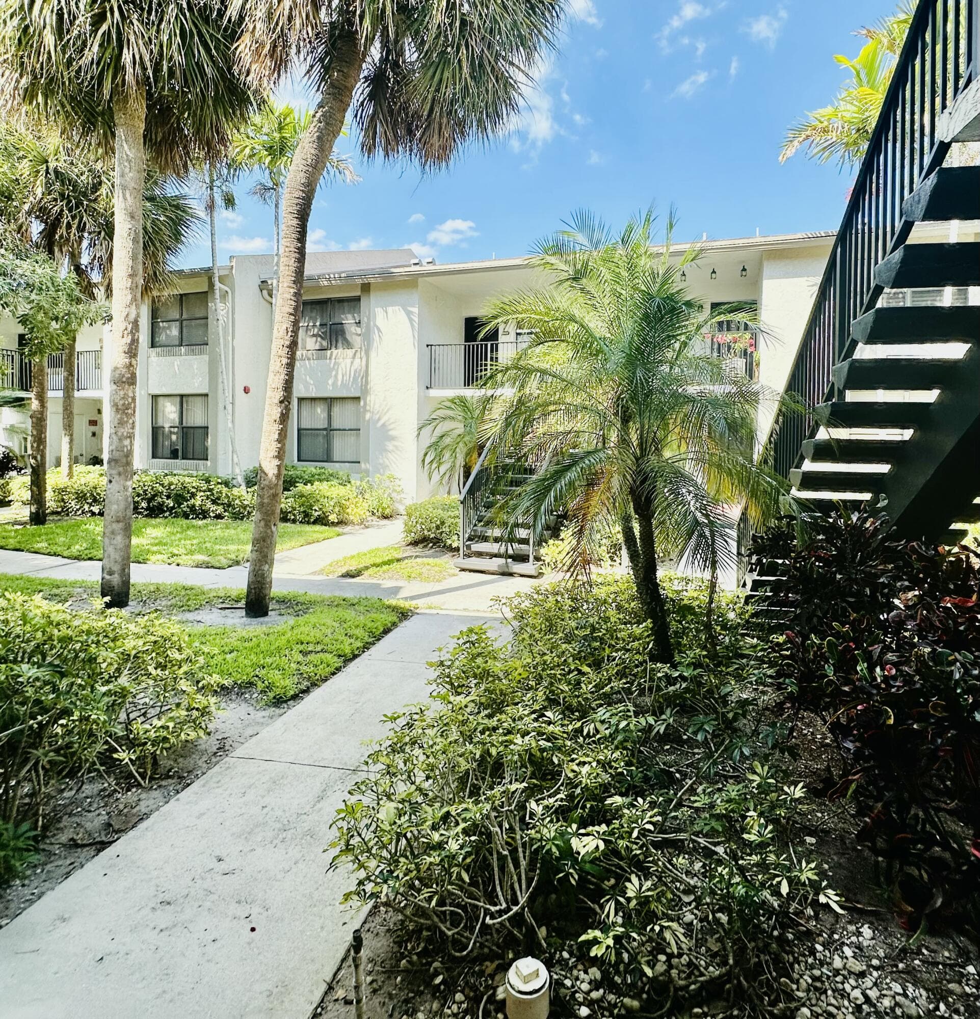 1250 S Military Trail Apt, 1612, Deerfield Beach, FL 33442 — photo 2 of 32