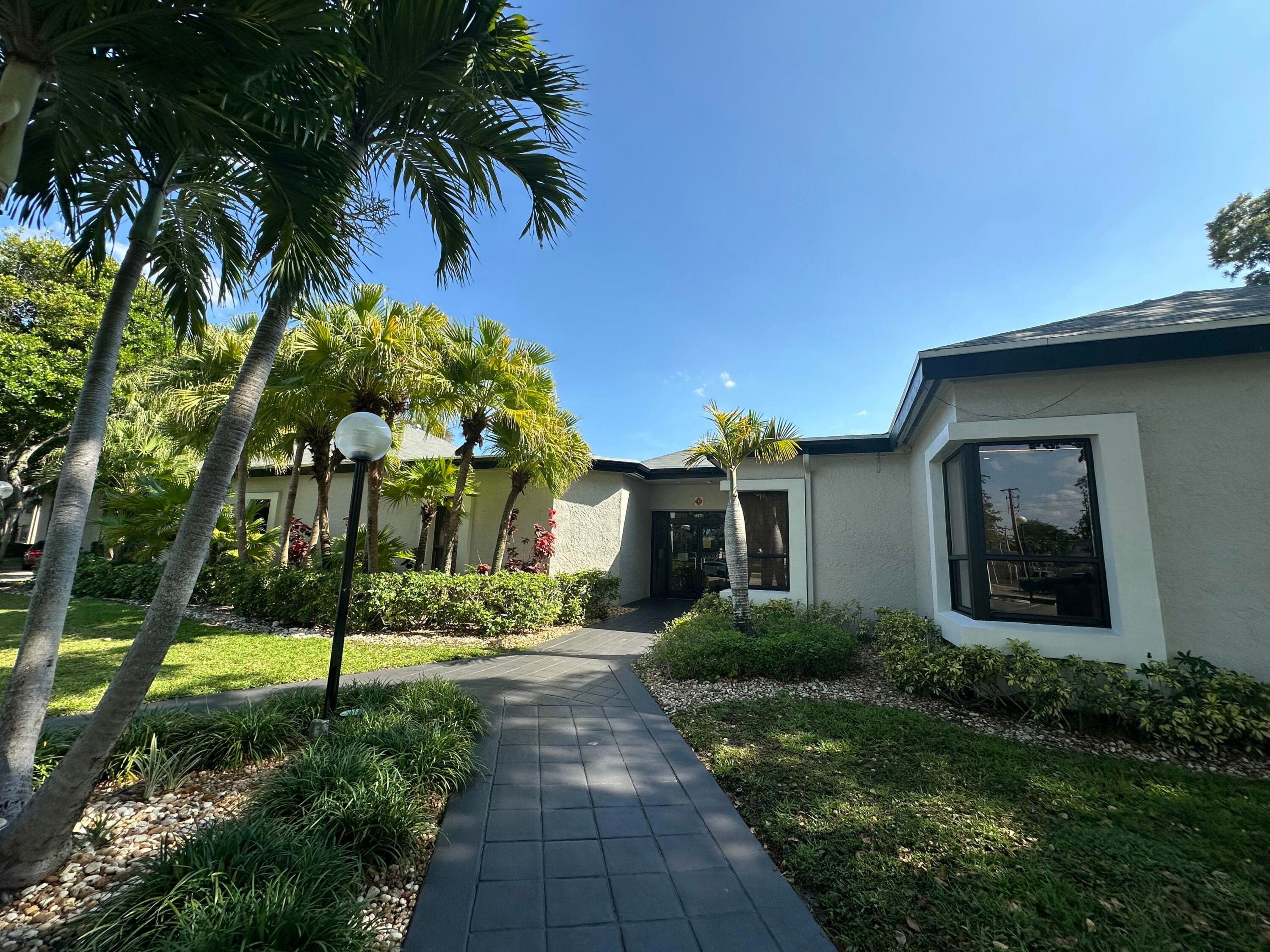1250 S Military Trail Apt, 1612, Deerfield Beach, FL 33442 — photo 27 of 32