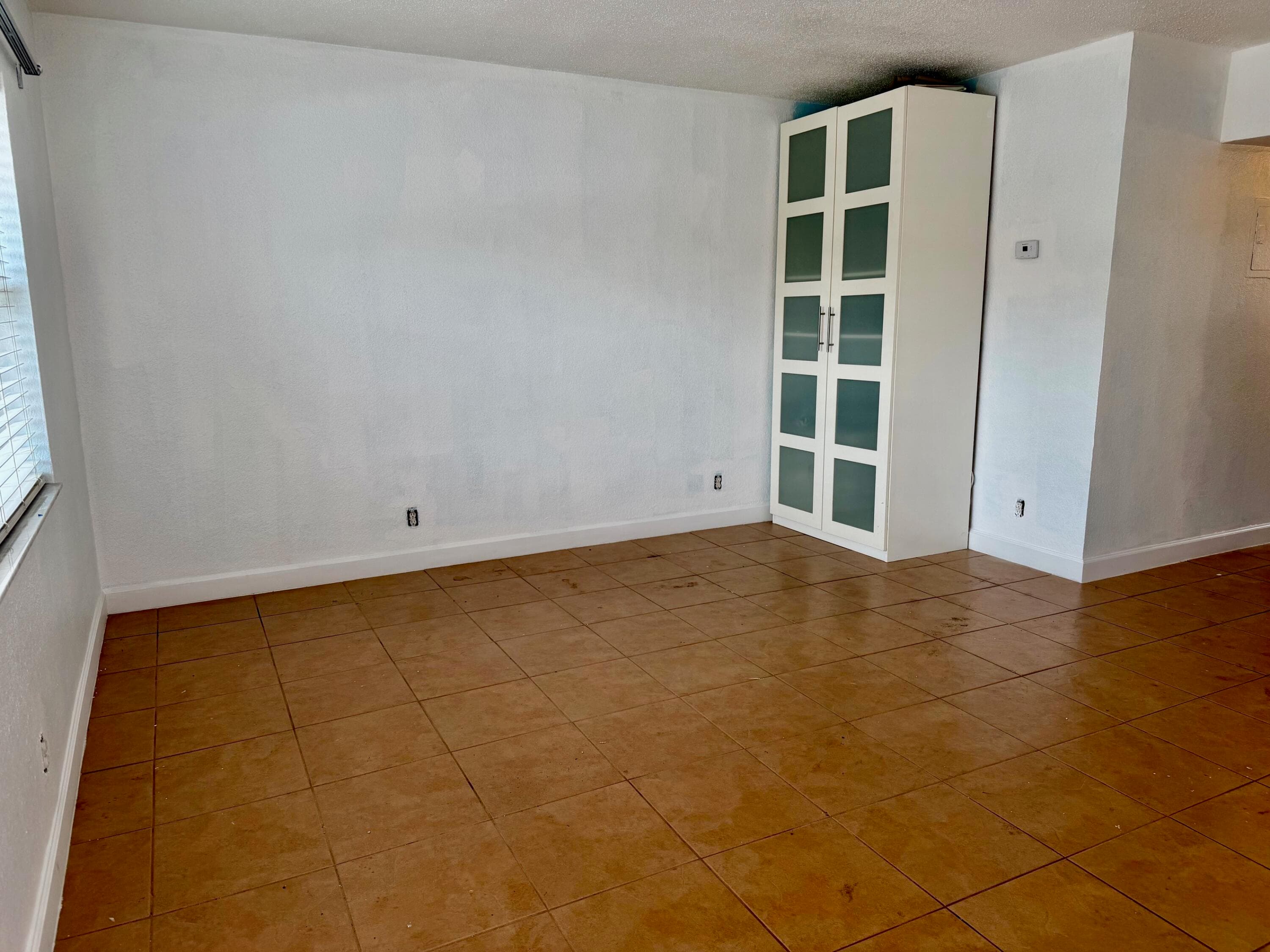 2607 NE 8th Avenue 3, Wilton Manors, FL 33334 — photo 6 of 22