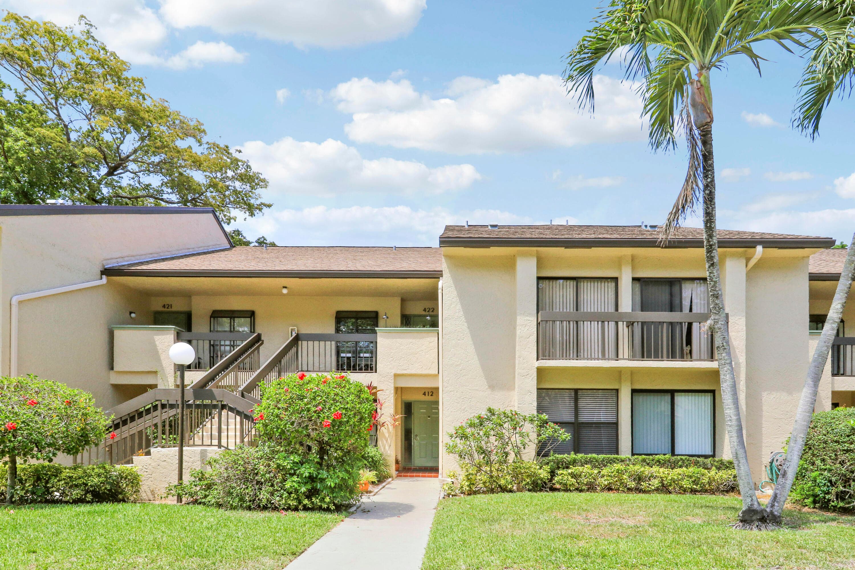 5121 Oak Hill Lane 412, Delray Beach, FL 33484 — photo 1 of 34