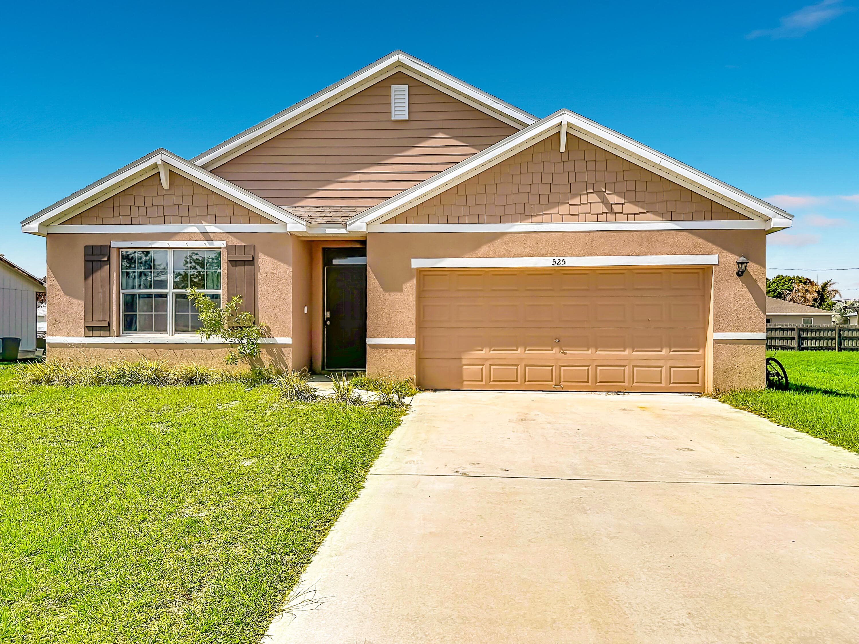 525 SW Twig Avenue, Port St. Lucie, FL 34983 — photo 3 of 47