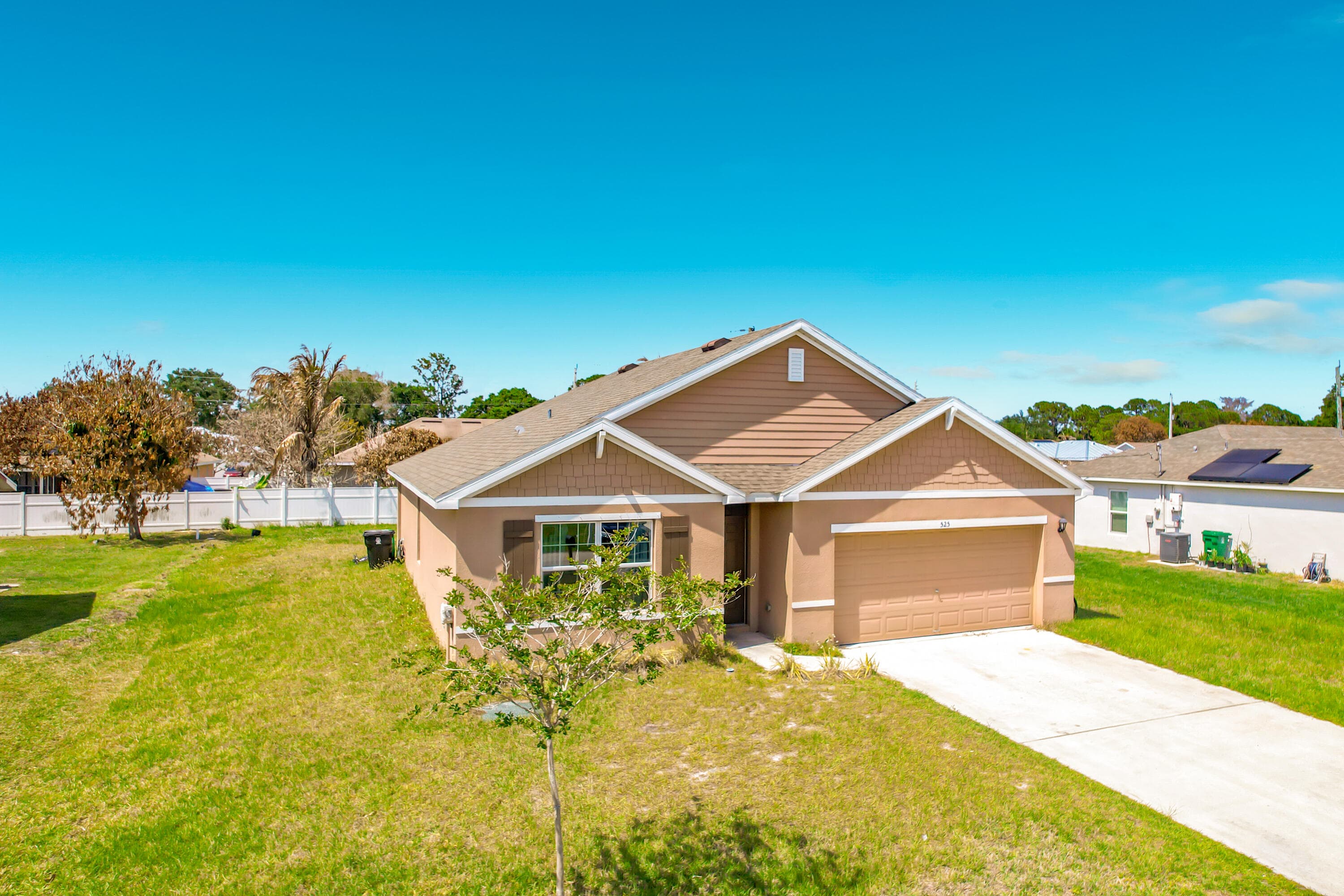 525 SW Twig Avenue, Port St. Lucie, FL 34983 — photo 6 of 47