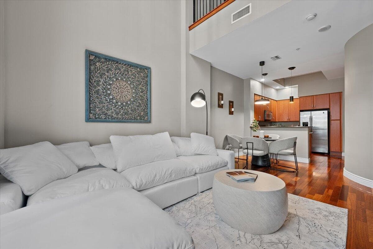 801 S Olive Avenue 434, West Palm Beach, FL 33401 — photo 8 of 31