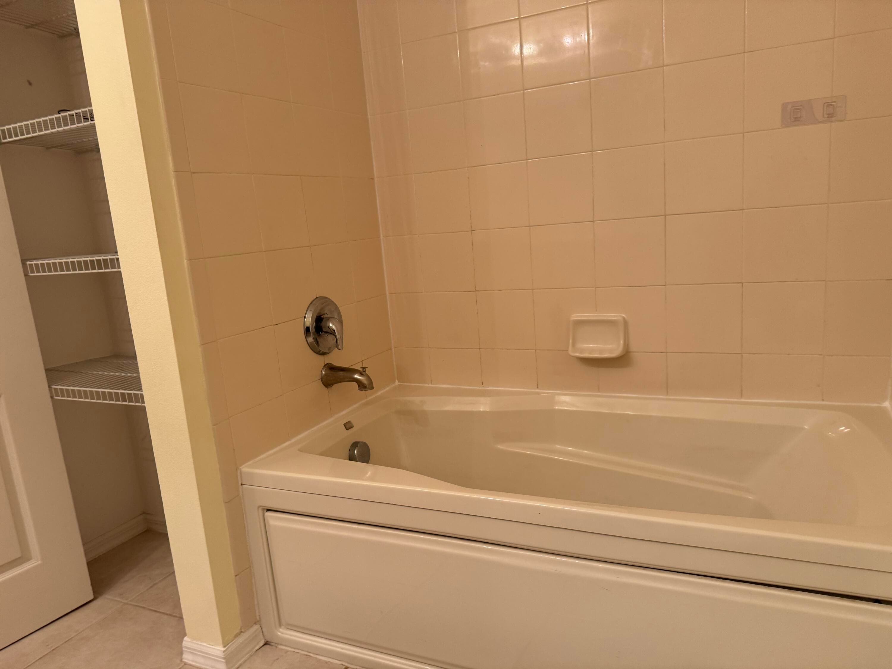 2131 SE Destin Drive, Port St. Lucie, FL 34952 — photo 15 of 23