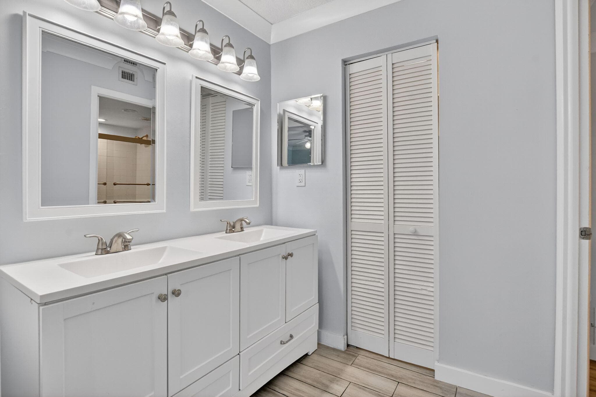 8 Royal Palm Way 203, Boca Raton, FL 33432 — photo 11 of 28